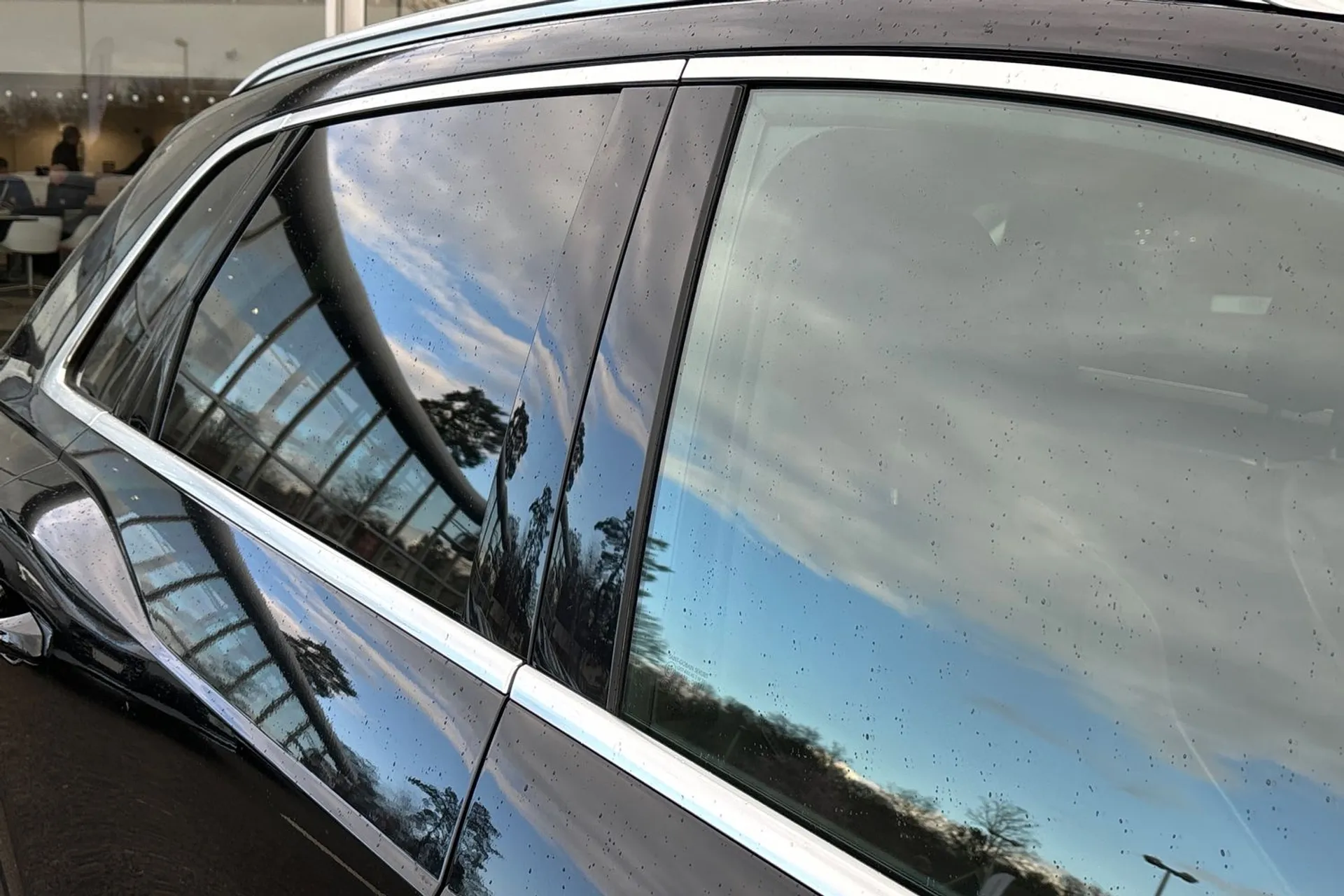 Audi Q3 thumbnail image number 14