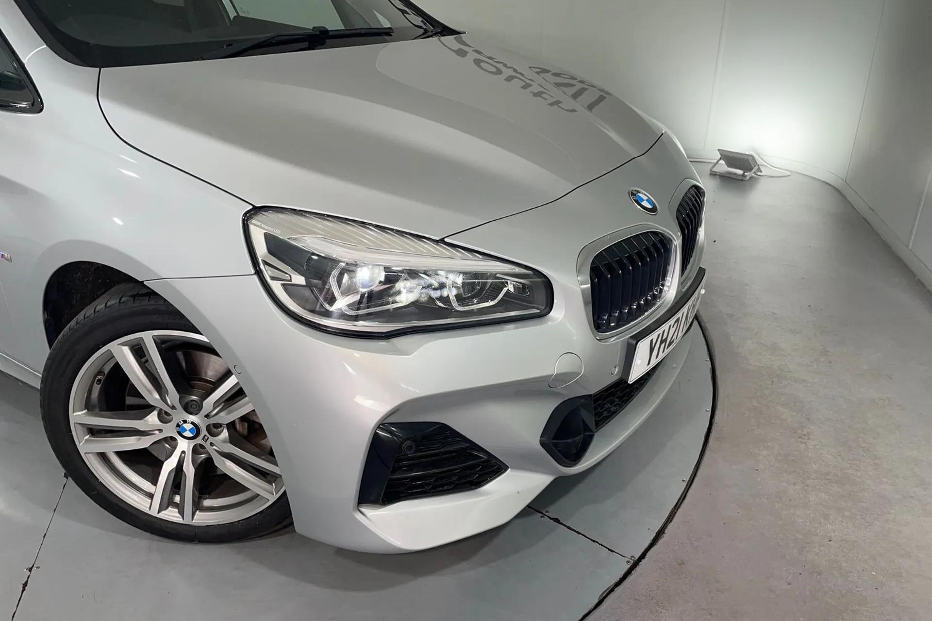 BMW 2 SERIES thumbnail image number 6