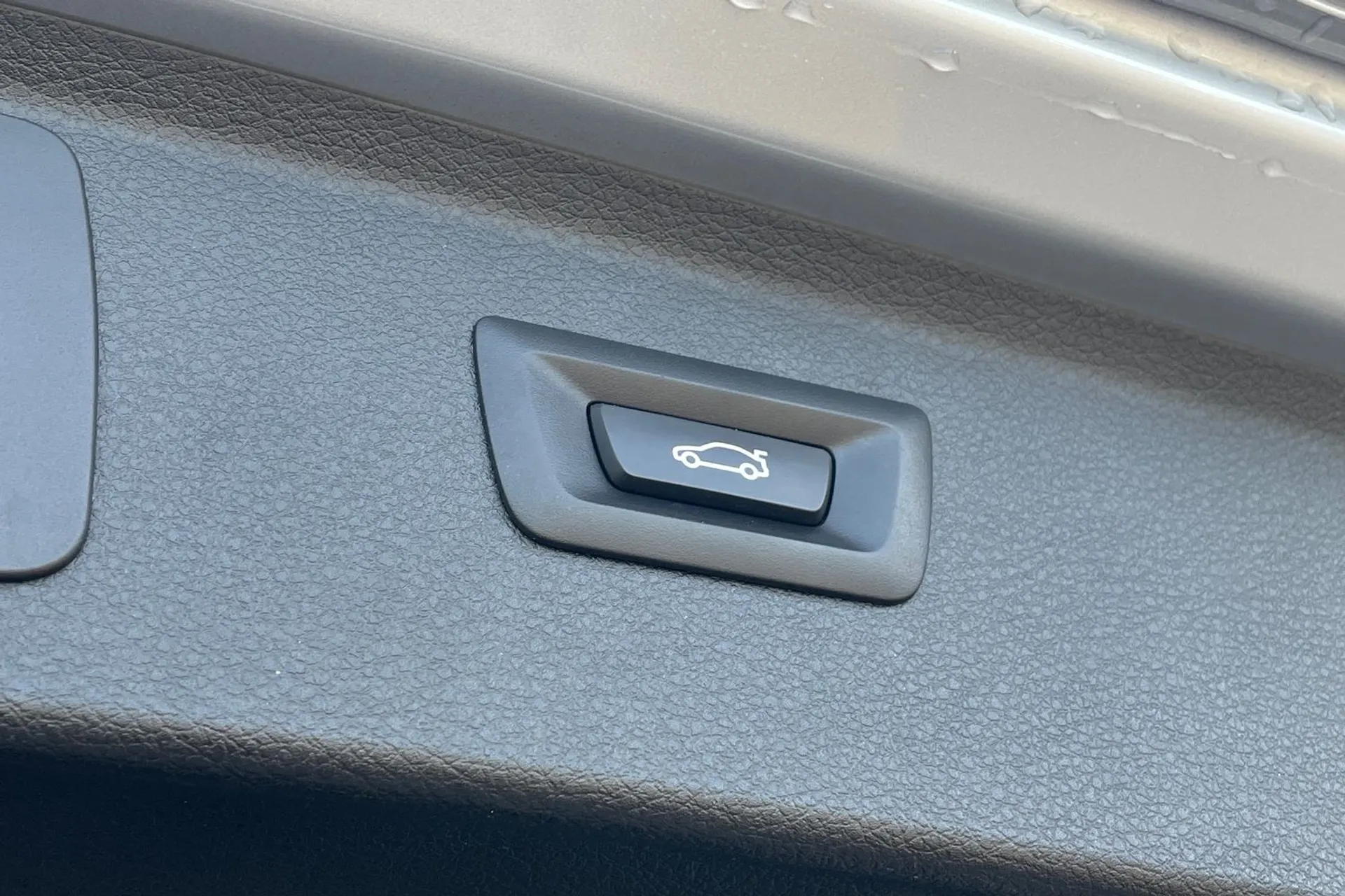BMW 2 SERIES thumbnail image number 20