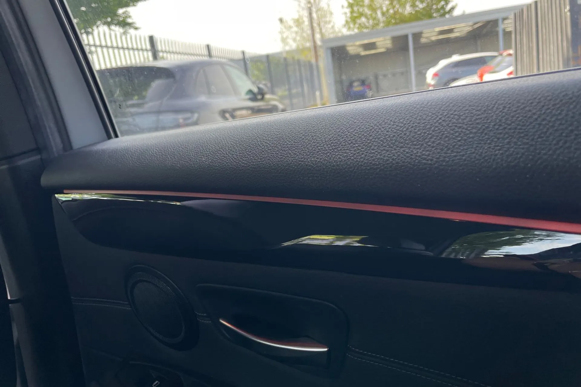 BMW 2 SERIES thumbnail image number 40