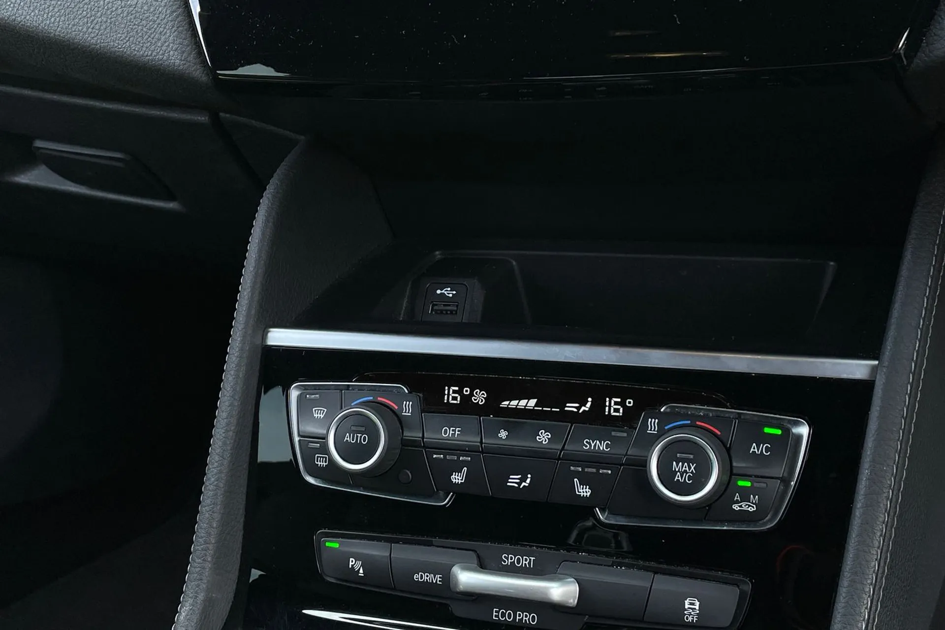 BMW 2 SERIES thumbnail image number 38