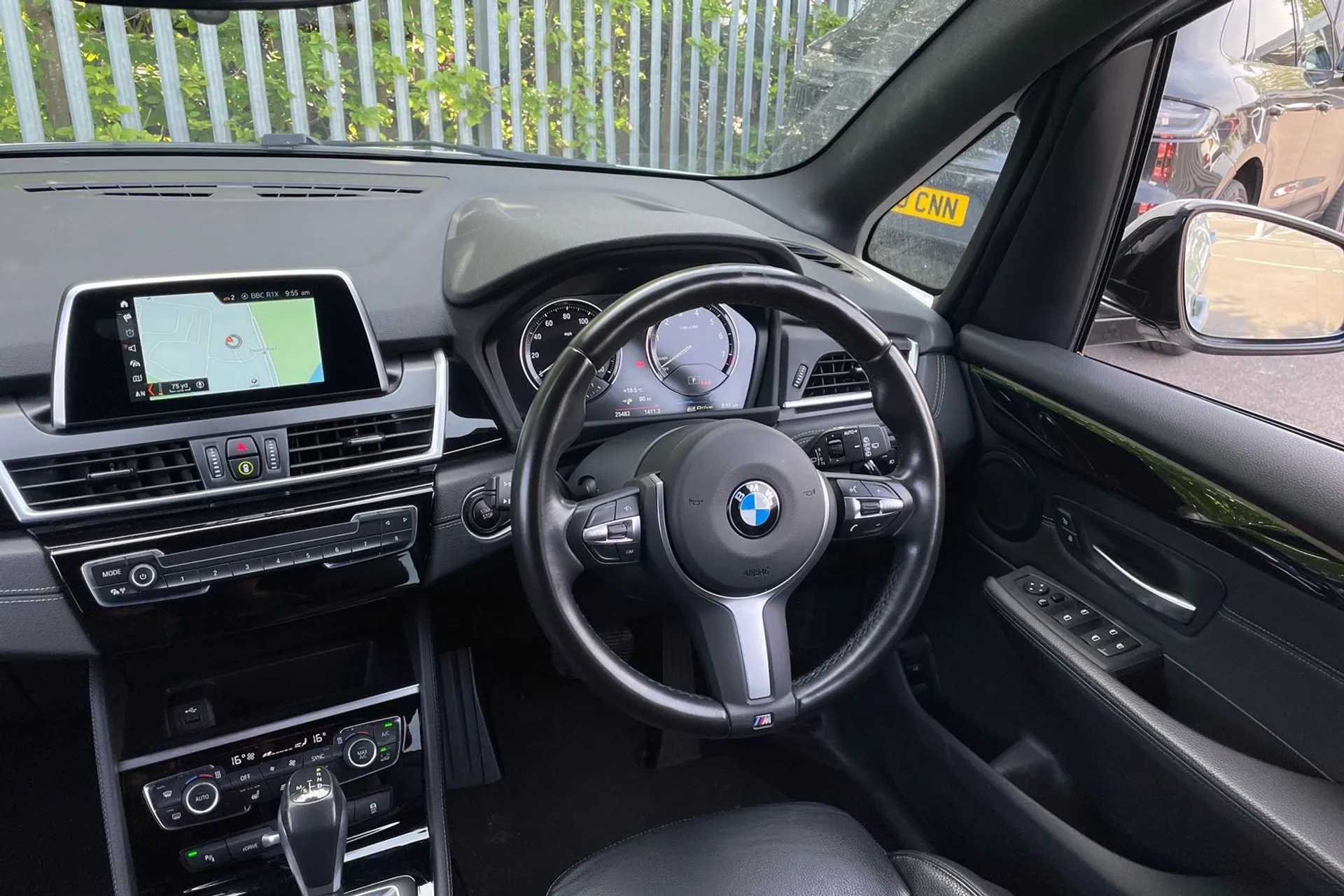BMW 2 SERIES thumbnail image number 33