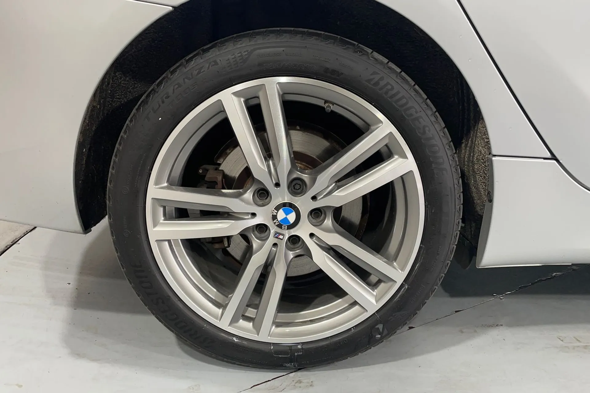 BMW 2 SERIES thumbnail image number 13