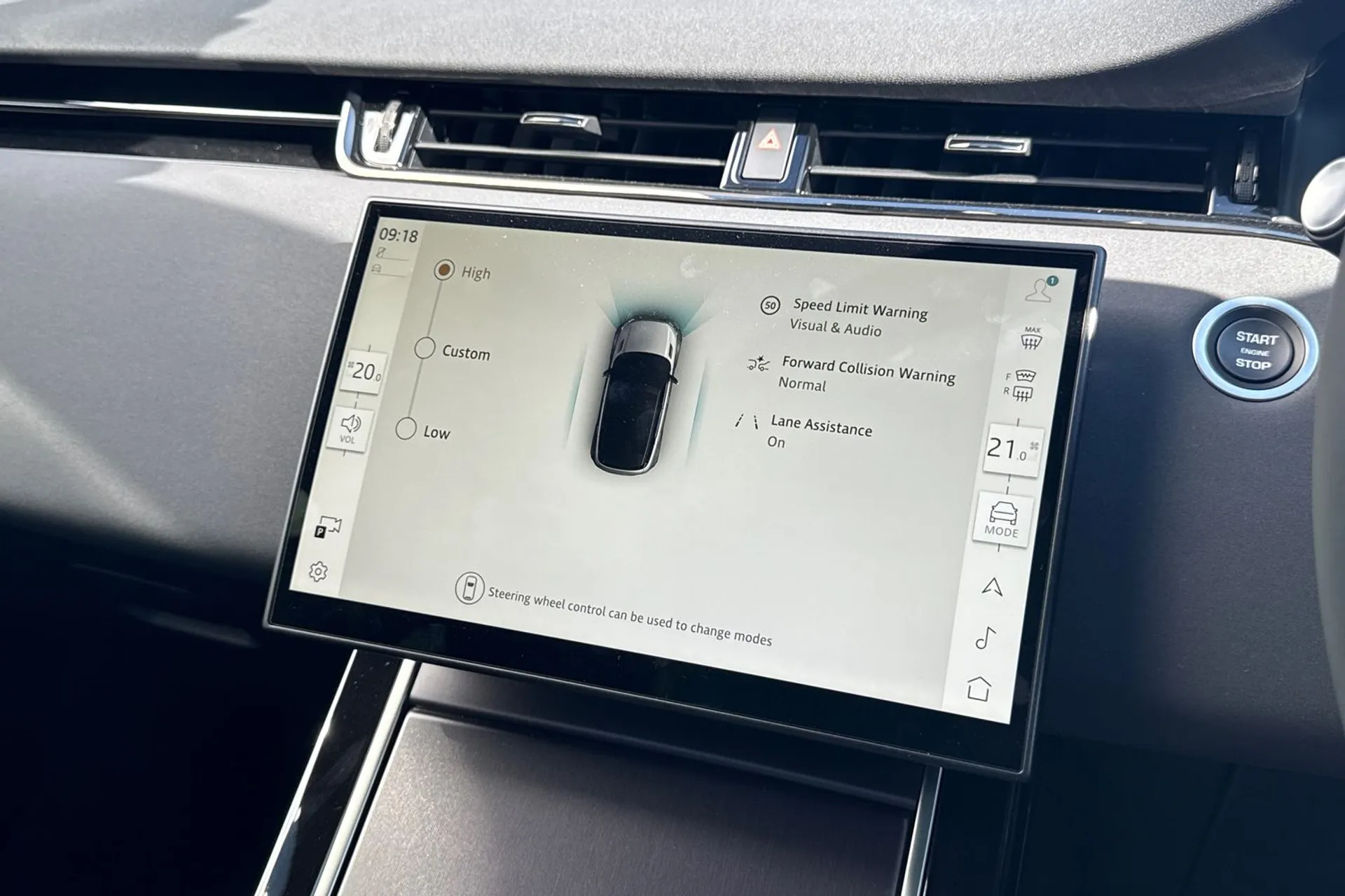 LAND ROVER RANGE ROVER EVOQUE thumbnail image number 60