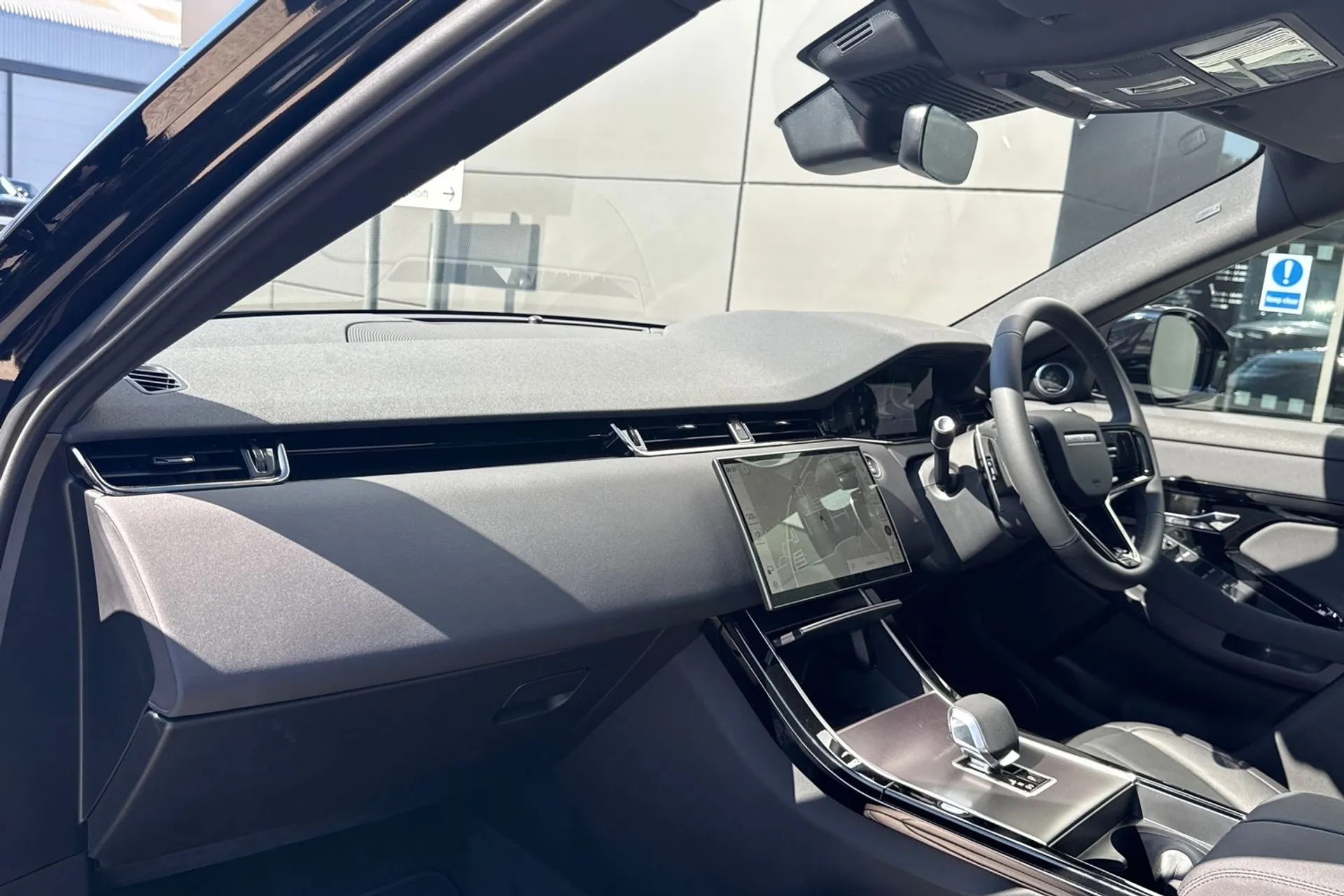 LAND ROVER RANGE ROVER EVOQUE thumbnail image number 34