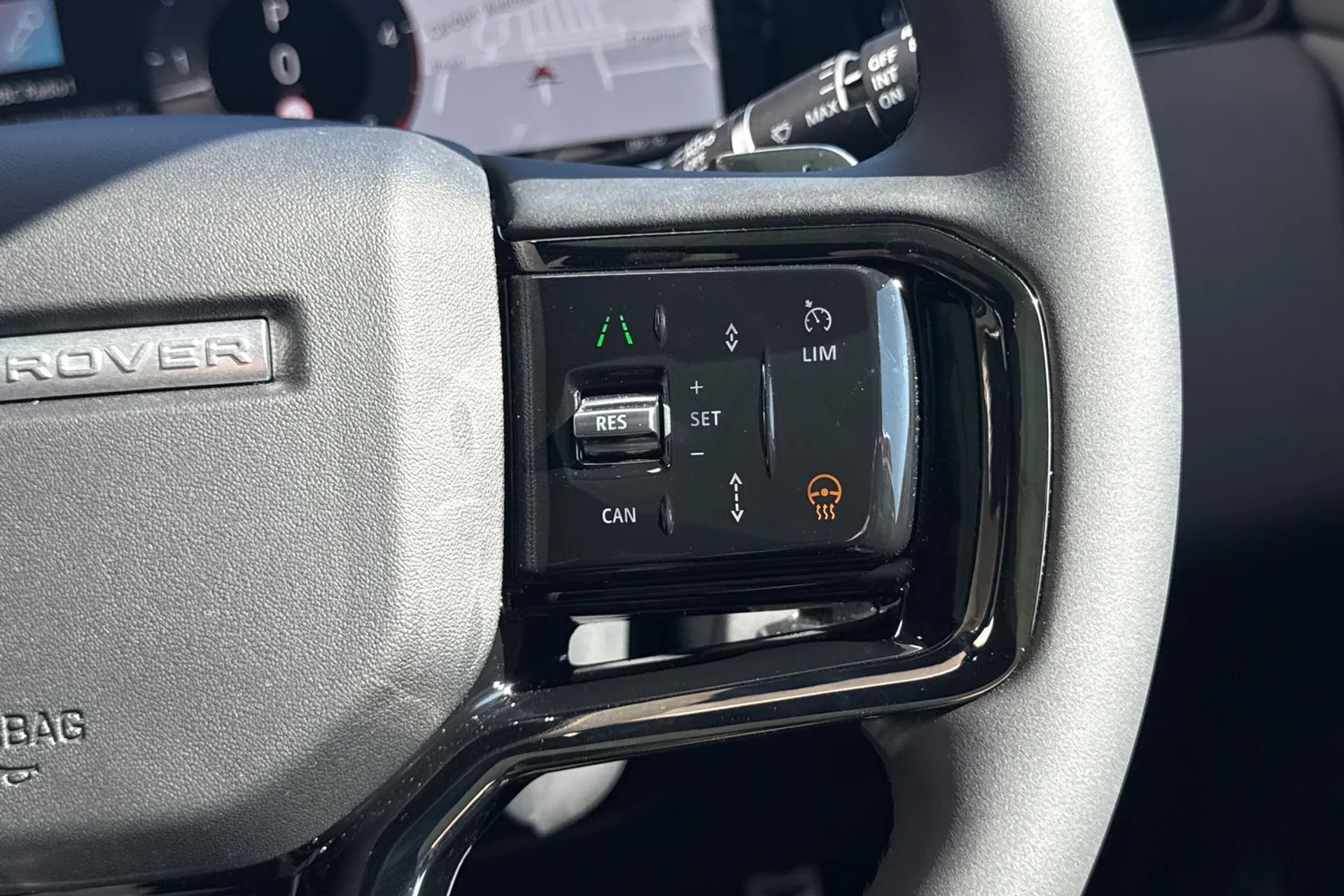 LAND ROVER RANGE ROVER EVOQUE thumbnail image number 44