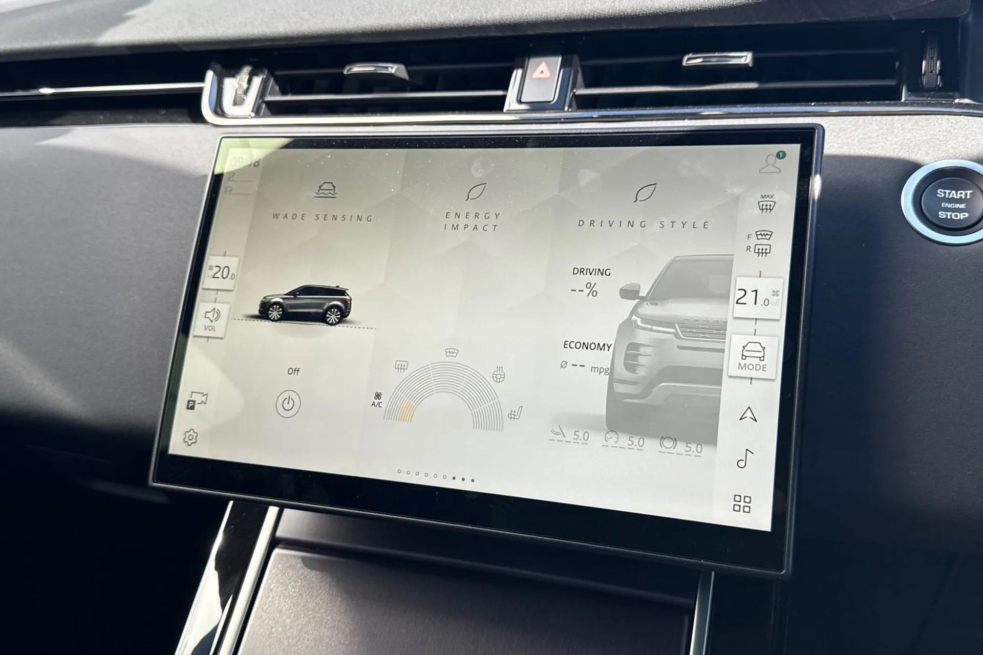 LAND ROVER RANGE ROVER EVOQUE thumbnail image number 57