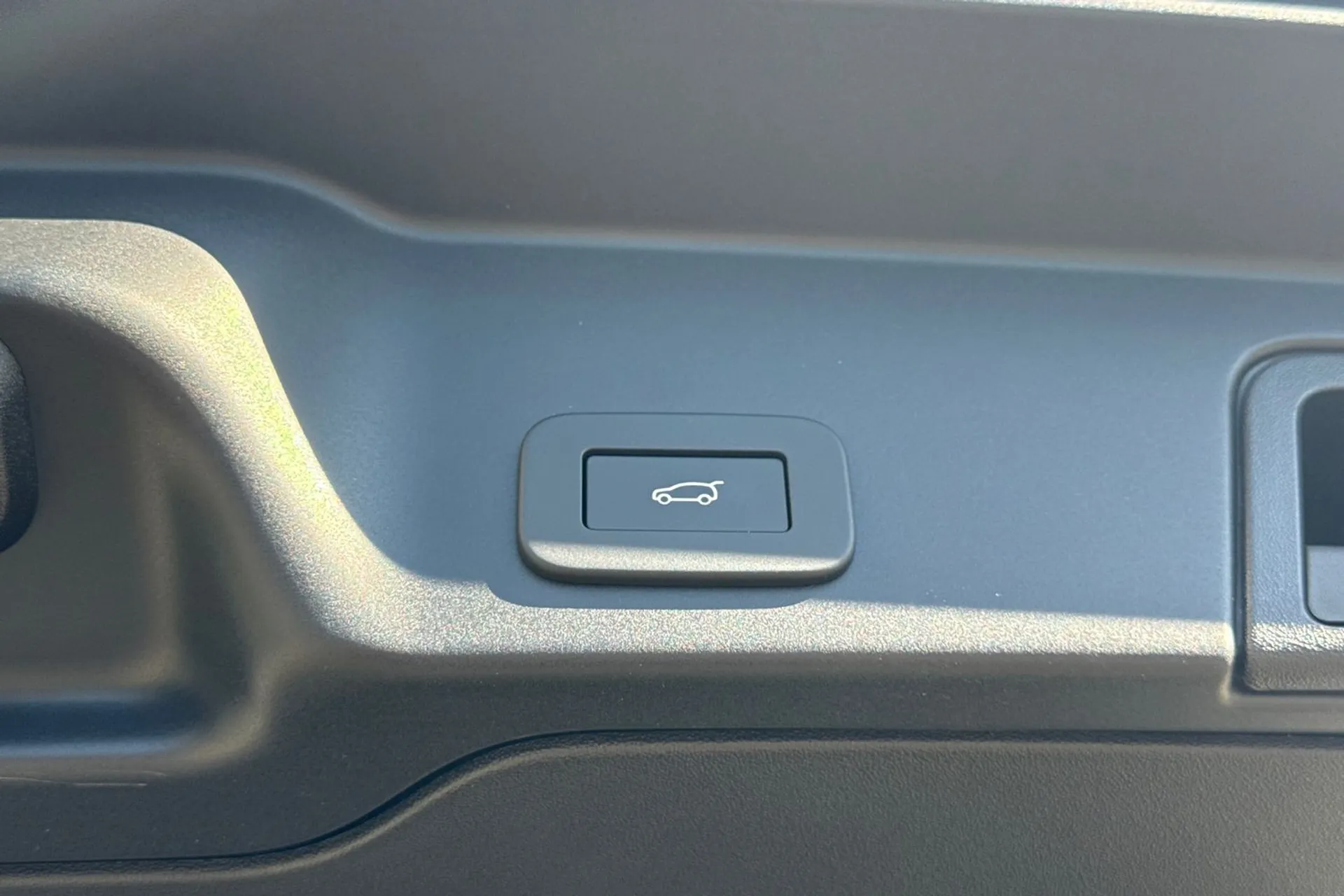 LAND ROVER RANGE ROVER EVOQUE thumbnail image number 30