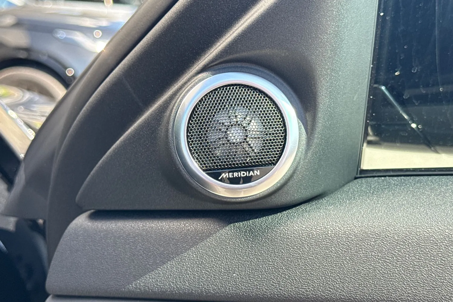 LAND ROVER RANGE ROVER EVOQUE thumbnail image number 52