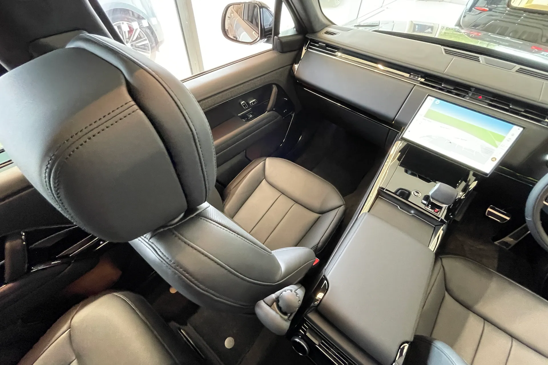 LAND ROVER RANGE ROVER SPORT thumbnail image number 33