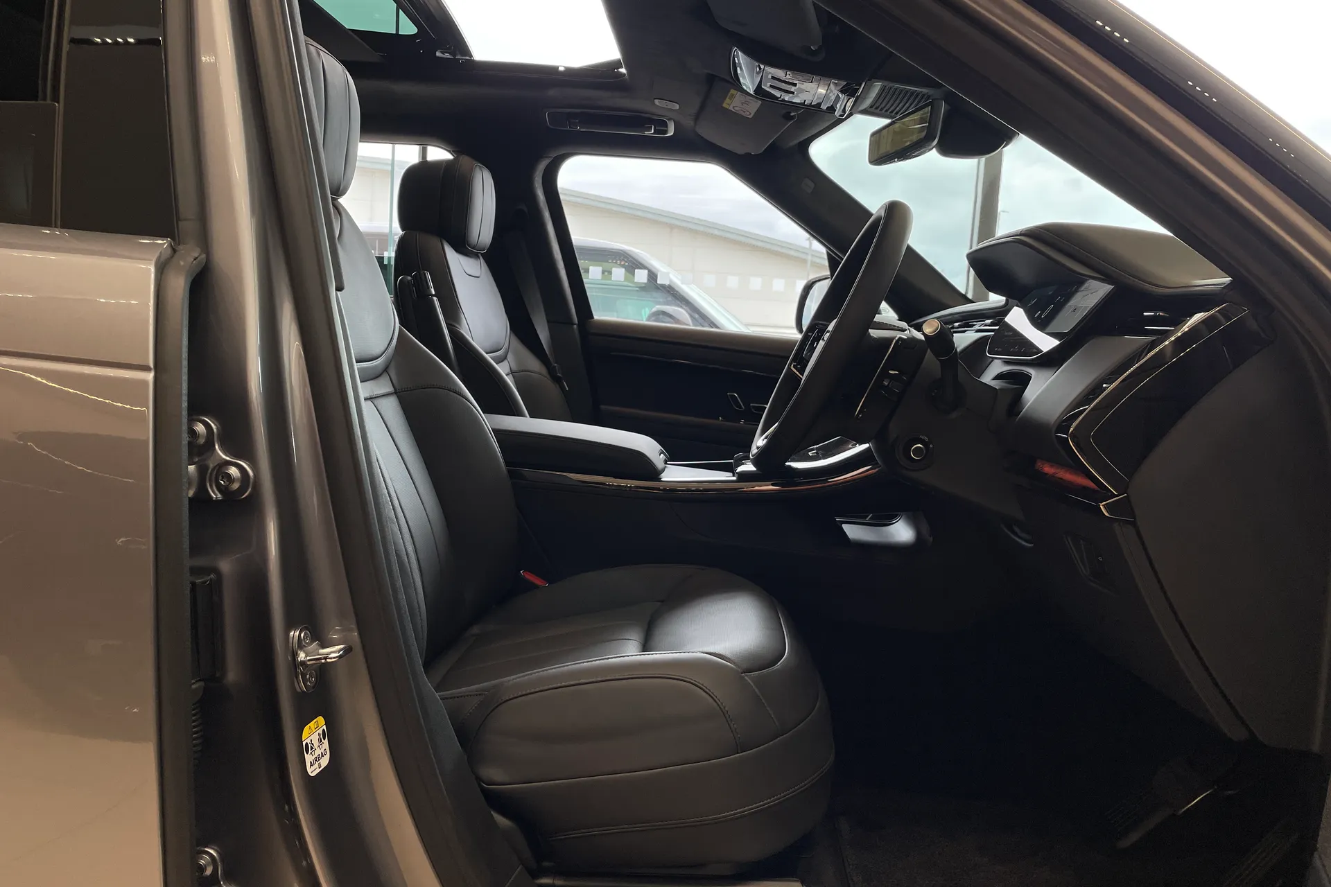 LAND ROVER RANGE ROVER SPORT thumbnail image number 21