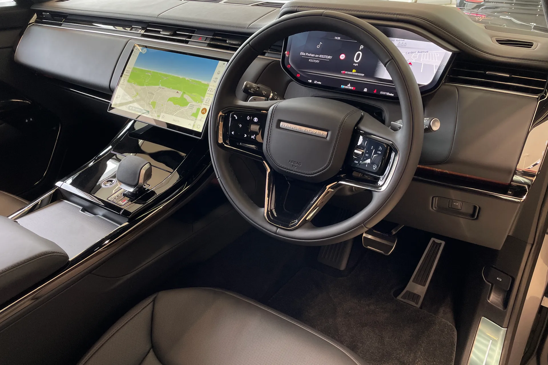 LAND ROVER RANGE ROVER SPORT thumbnail image number 22