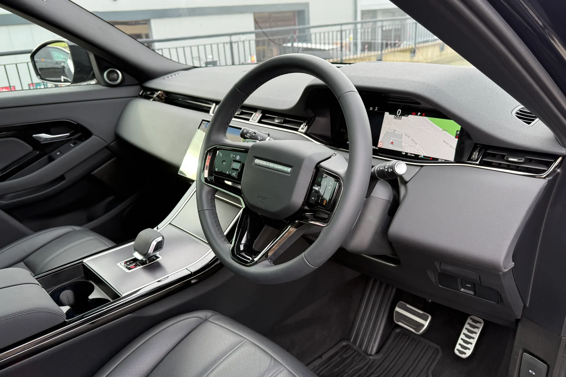 LAND ROVER RANGE ROVER EVOQUE thumbnail image number 15