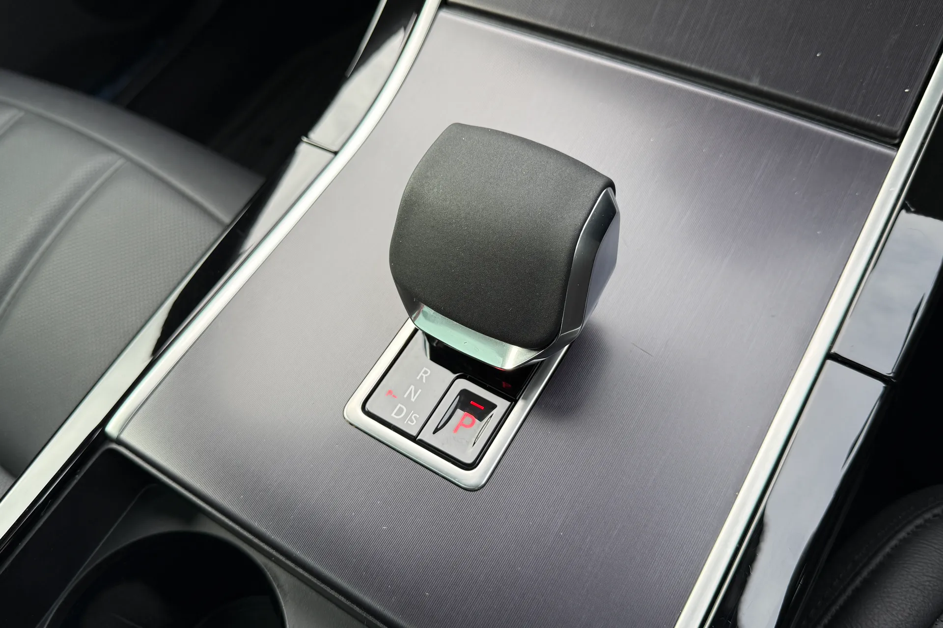 LAND ROVER RANGE ROVER EVOQUE thumbnail image number 26