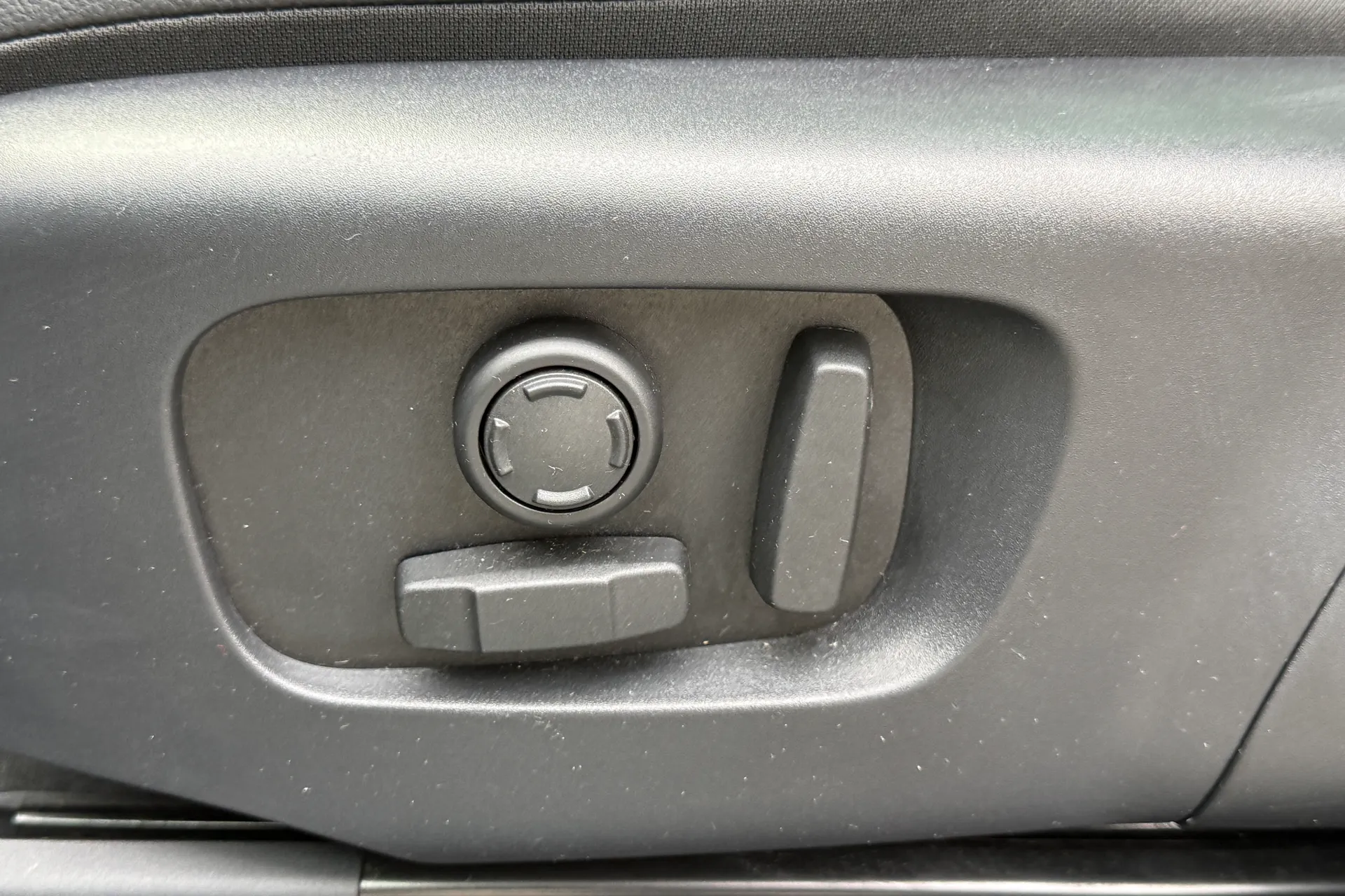 LAND ROVER RANGE ROVER EVOQUE thumbnail image number 47