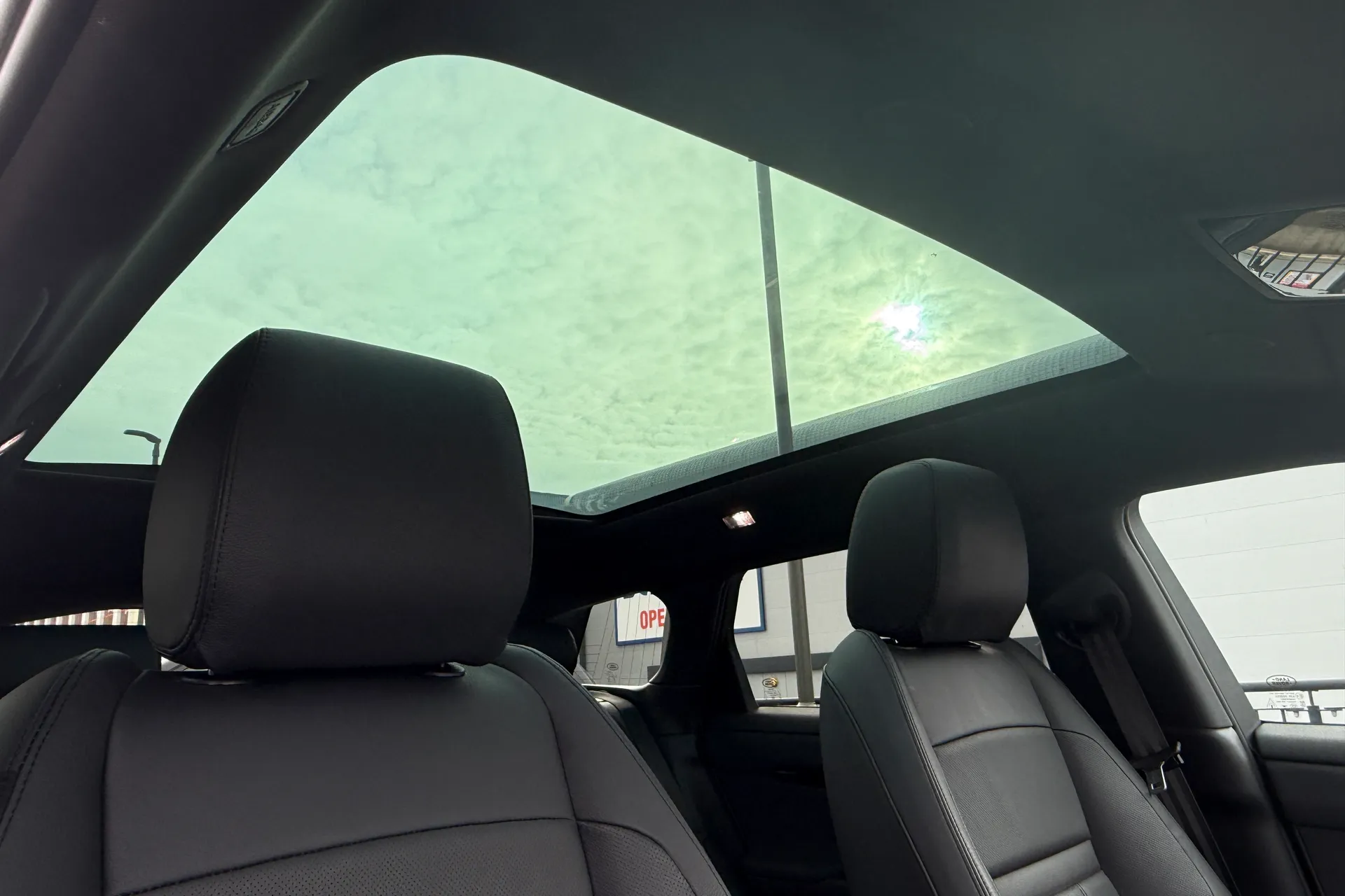 LAND ROVER RANGE ROVER EVOQUE thumbnail image number 12