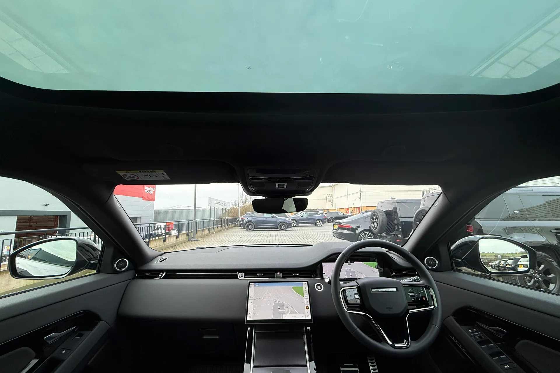 LAND ROVER RANGE ROVER EVOQUE thumbnail image number 3