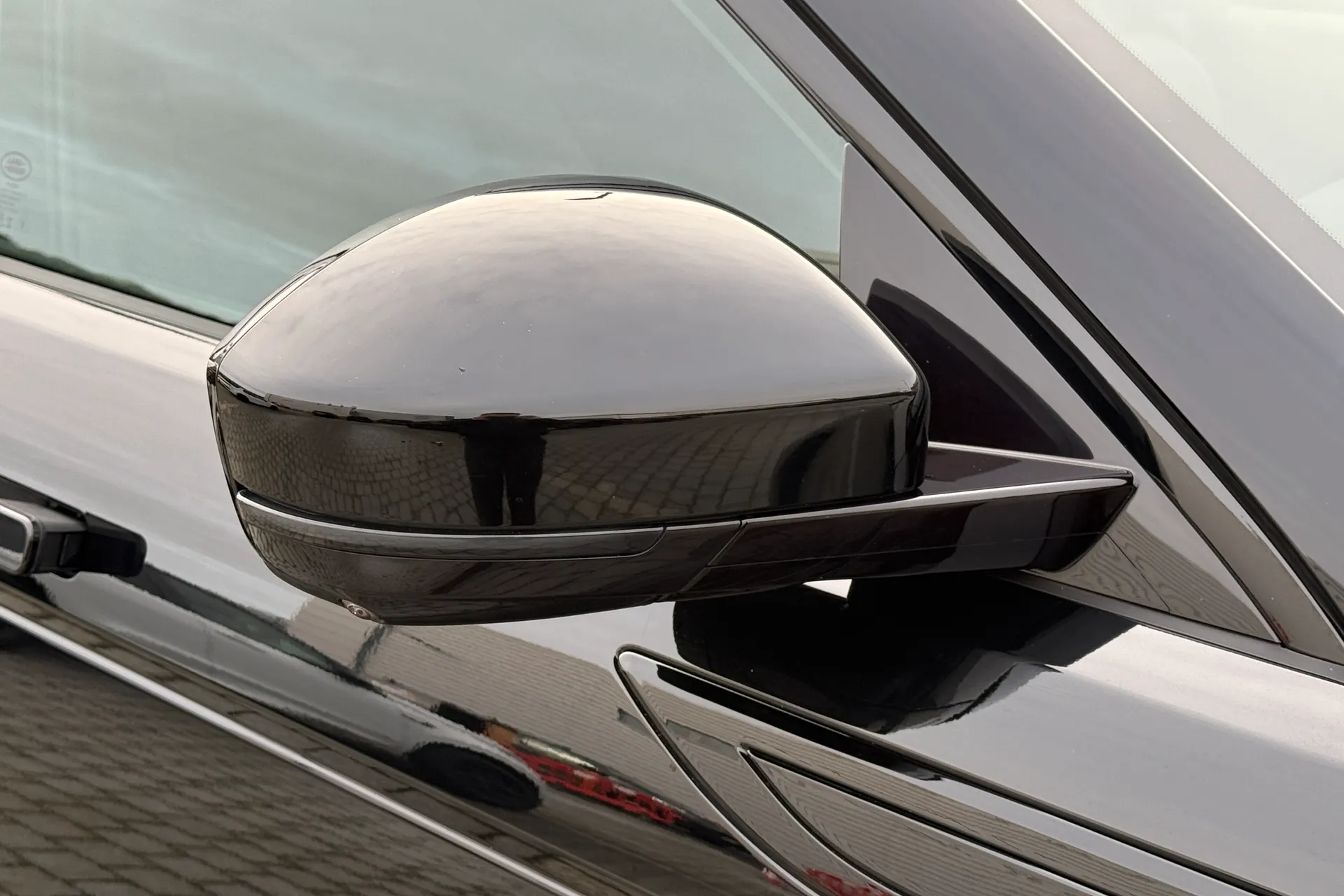 LAND ROVER RANGE ROVER EVOQUE thumbnail image number 32