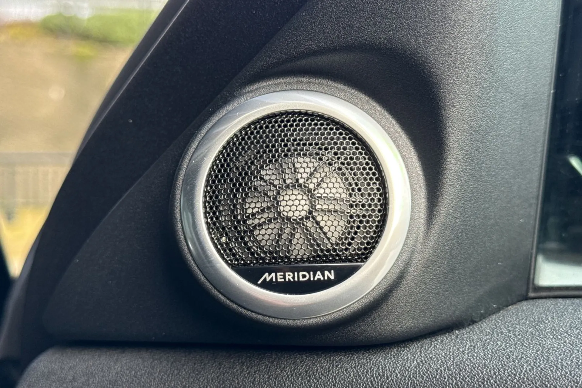 LAND ROVER RANGE ROVER EVOQUE thumbnail image number 20