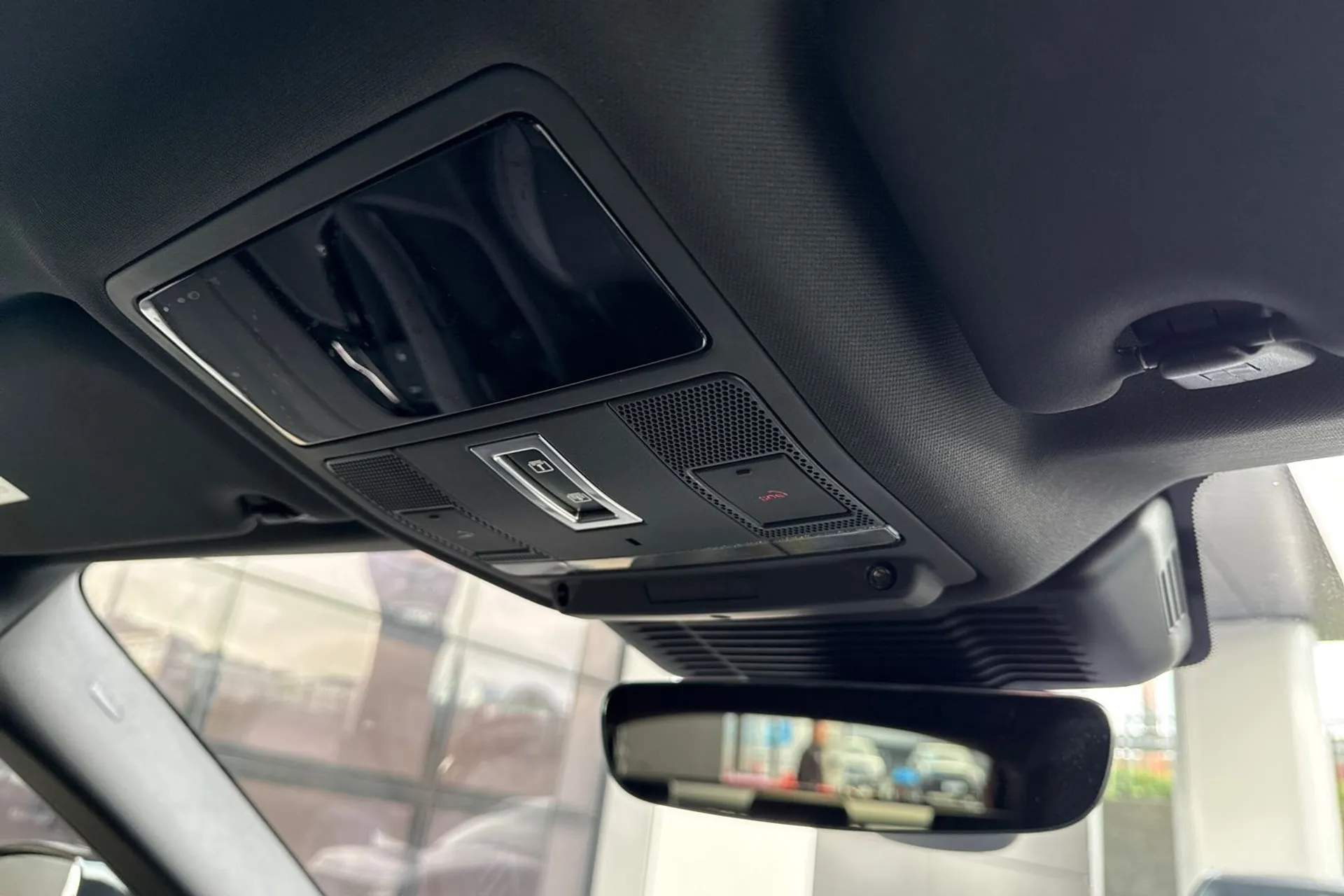 LAND ROVER RANGE ROVER EVOQUE thumbnail image number 53