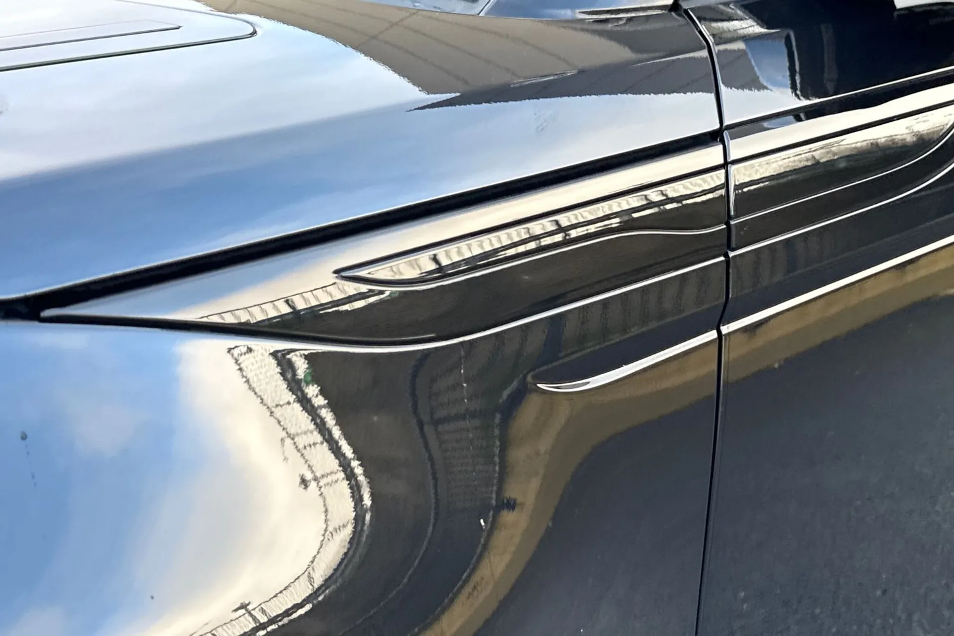 LAND ROVER RANGE ROVER EVOQUE thumbnail image number 25