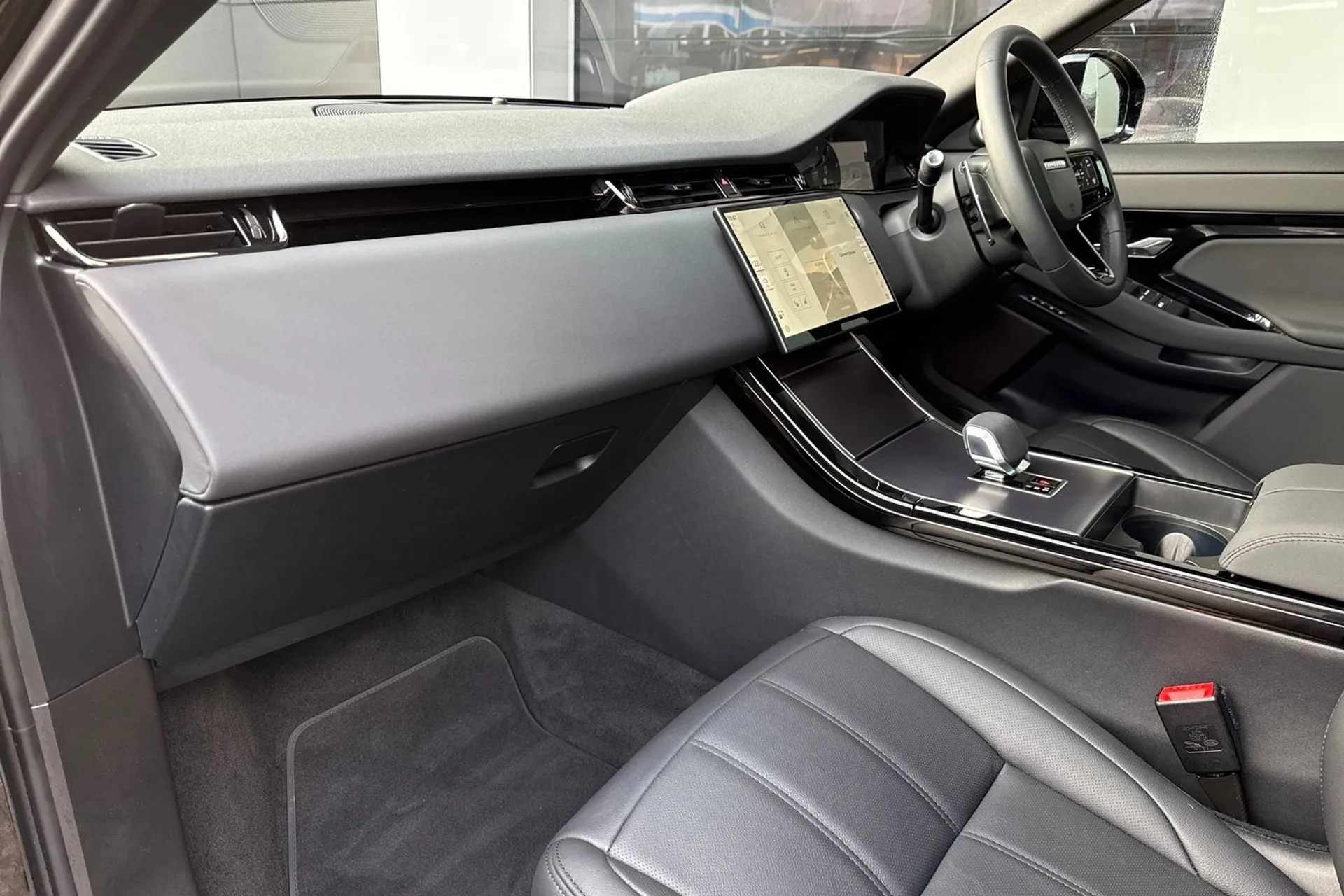 LAND ROVER RANGE ROVER EVOQUE thumbnail image number 50