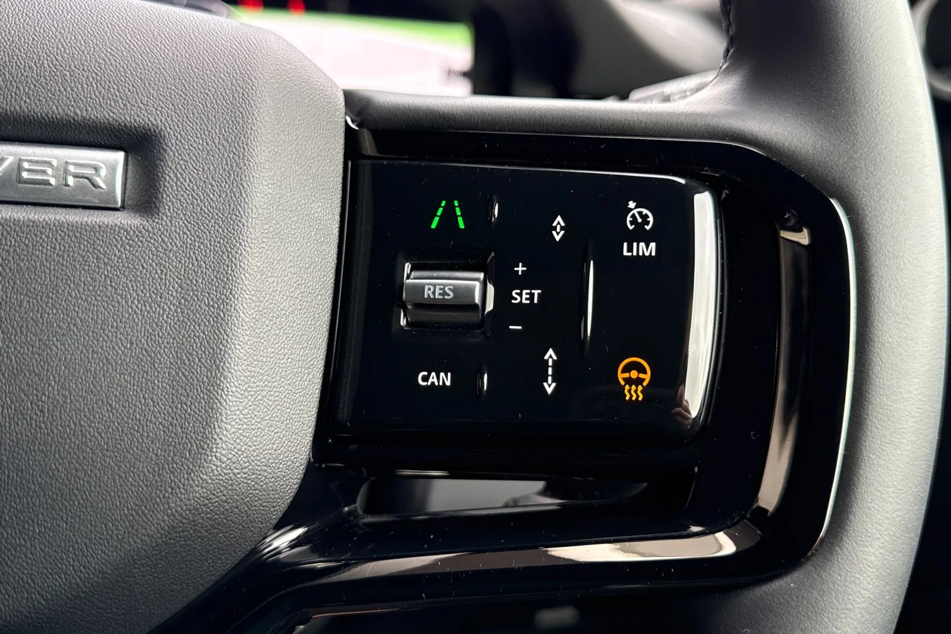 LAND ROVER RANGE ROVER EVOQUE thumbnail image number 31