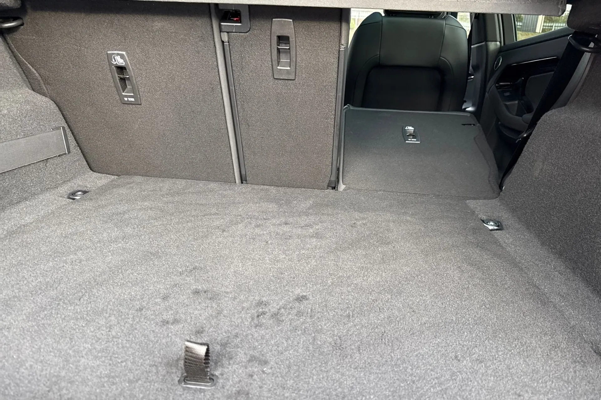 LAND ROVER RANGE ROVER EVOQUE thumbnail image number 47