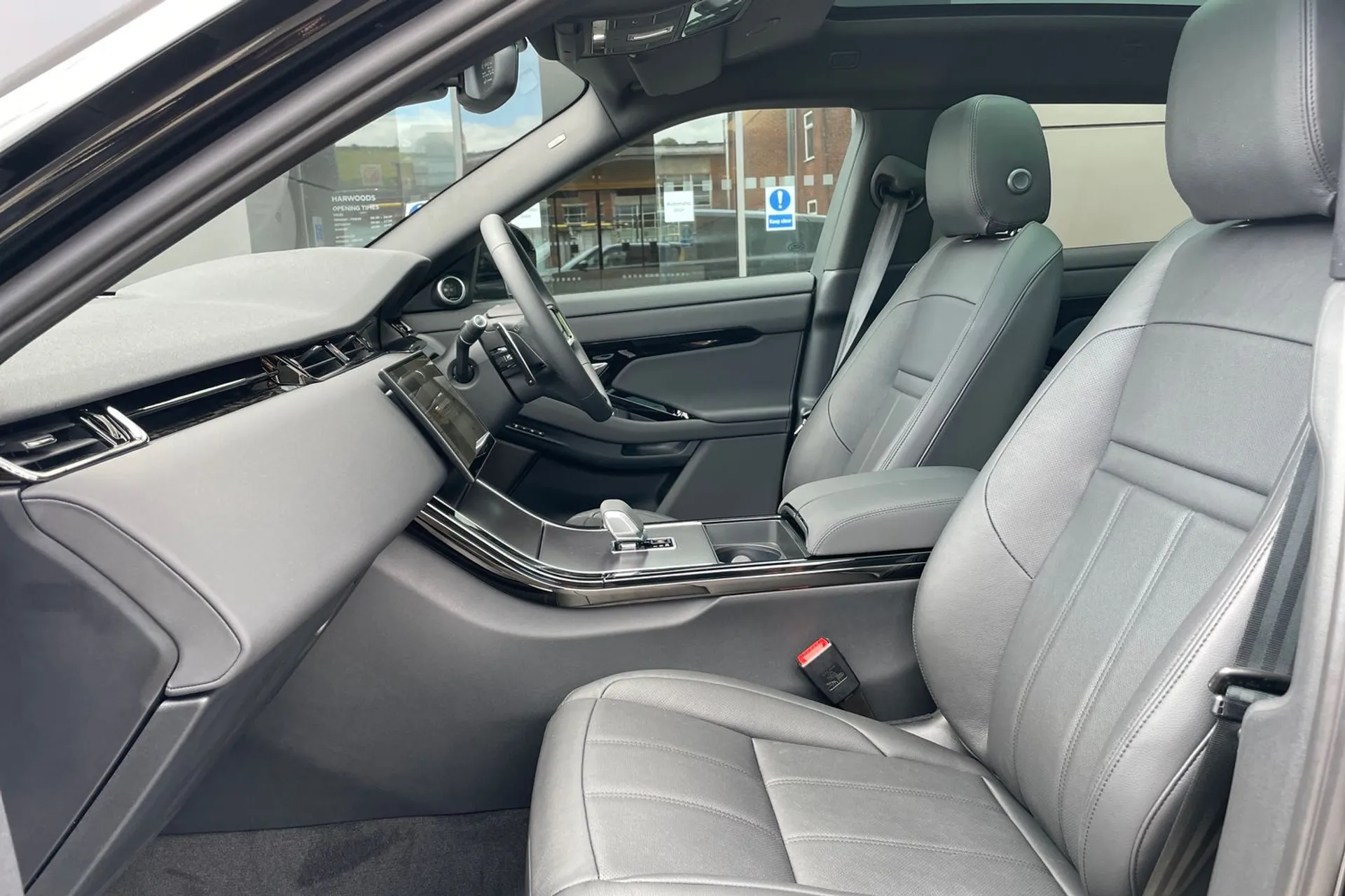 LAND ROVER RANGE ROVER EVOQUE thumbnail image number 46