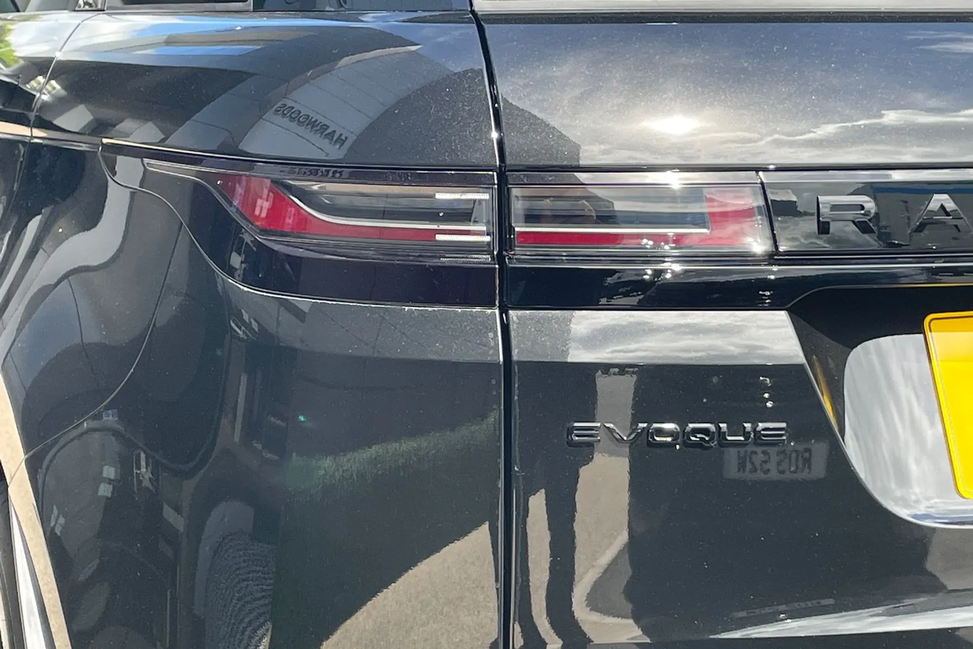 LAND ROVER RANGE ROVER EVOQUE thumbnail image number 37
