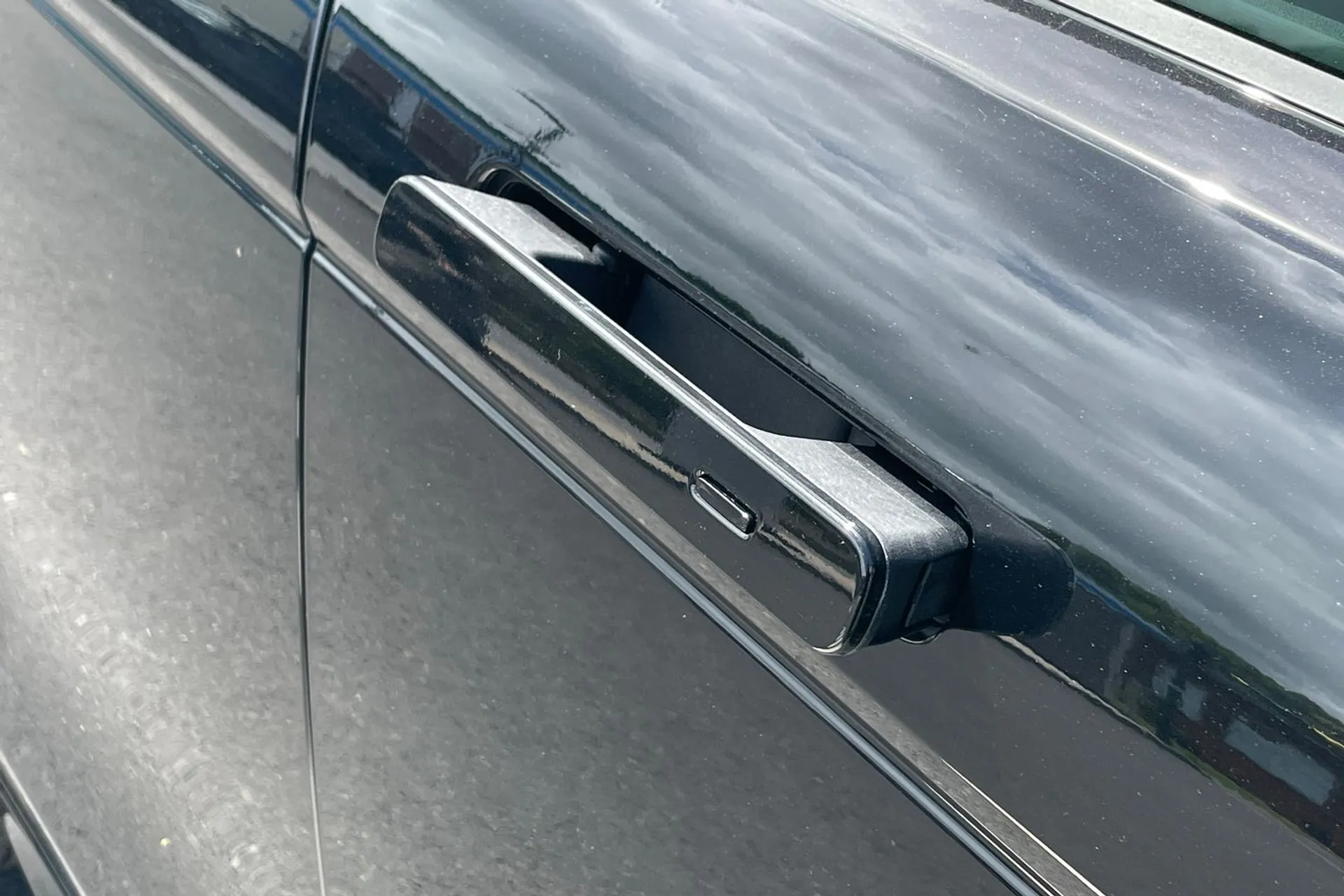 LAND ROVER RANGE ROVER EVOQUE thumbnail image number 33