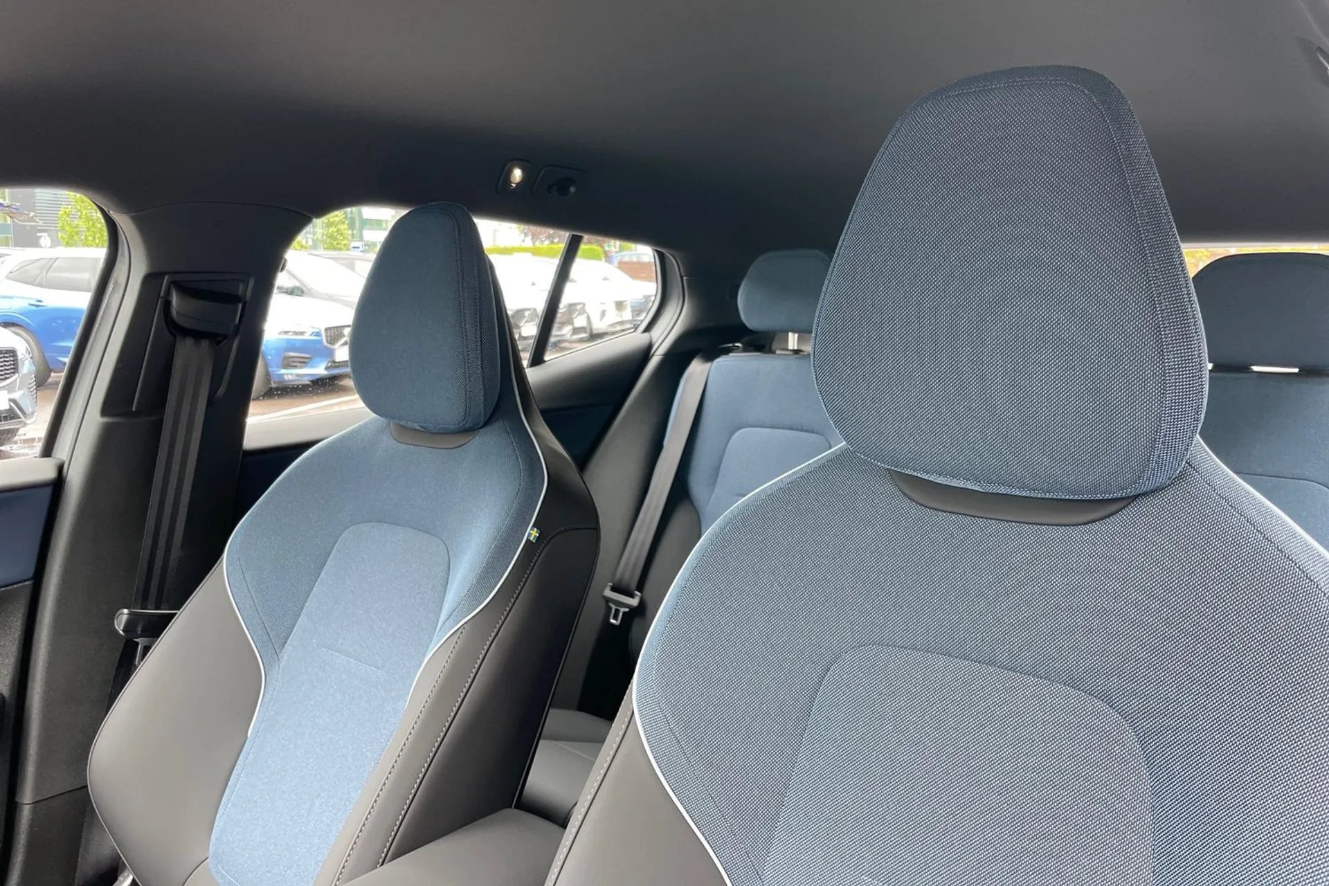 Volvo EX30 thumbnail image number 28