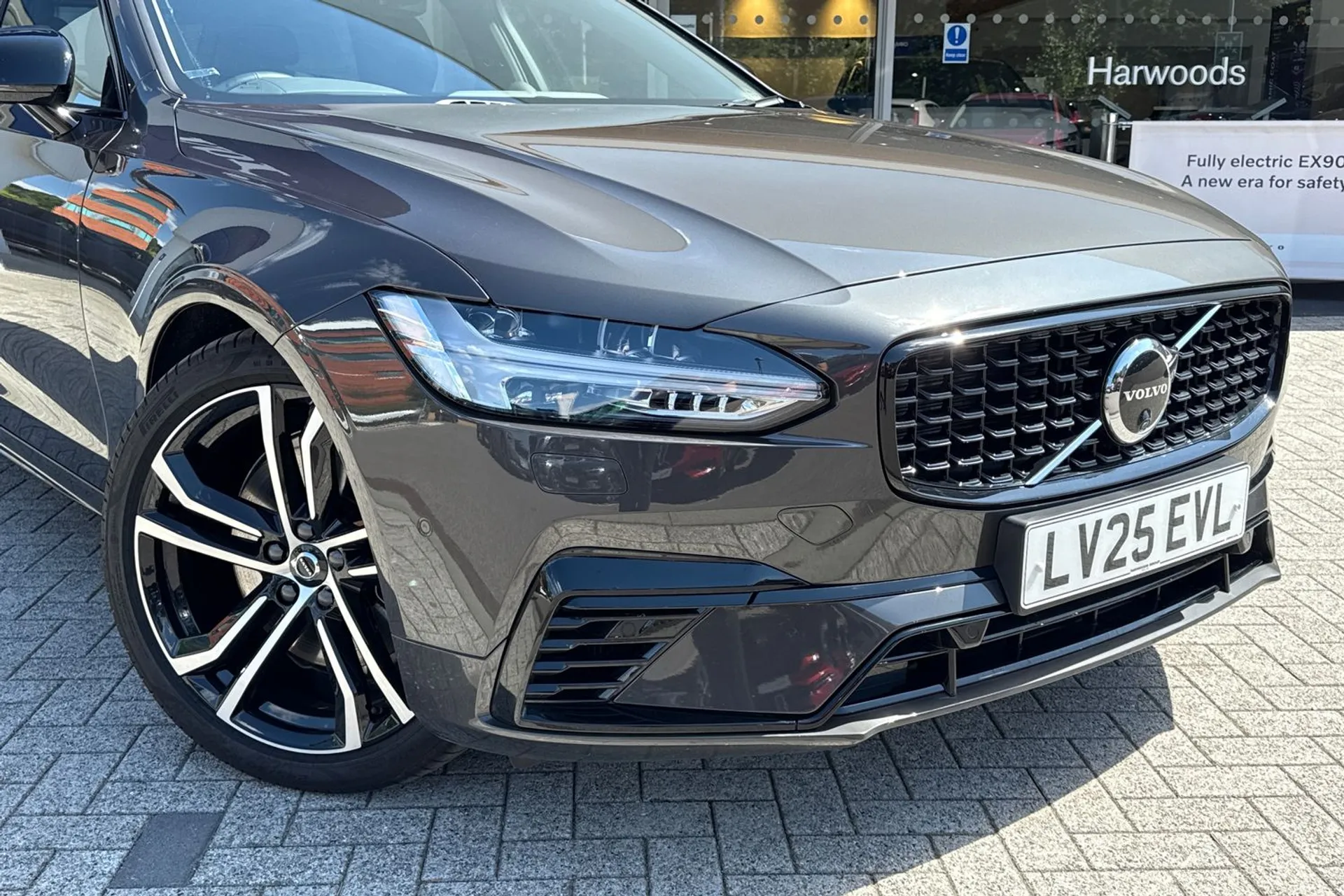 Volvo V90 thumbnail image number 6