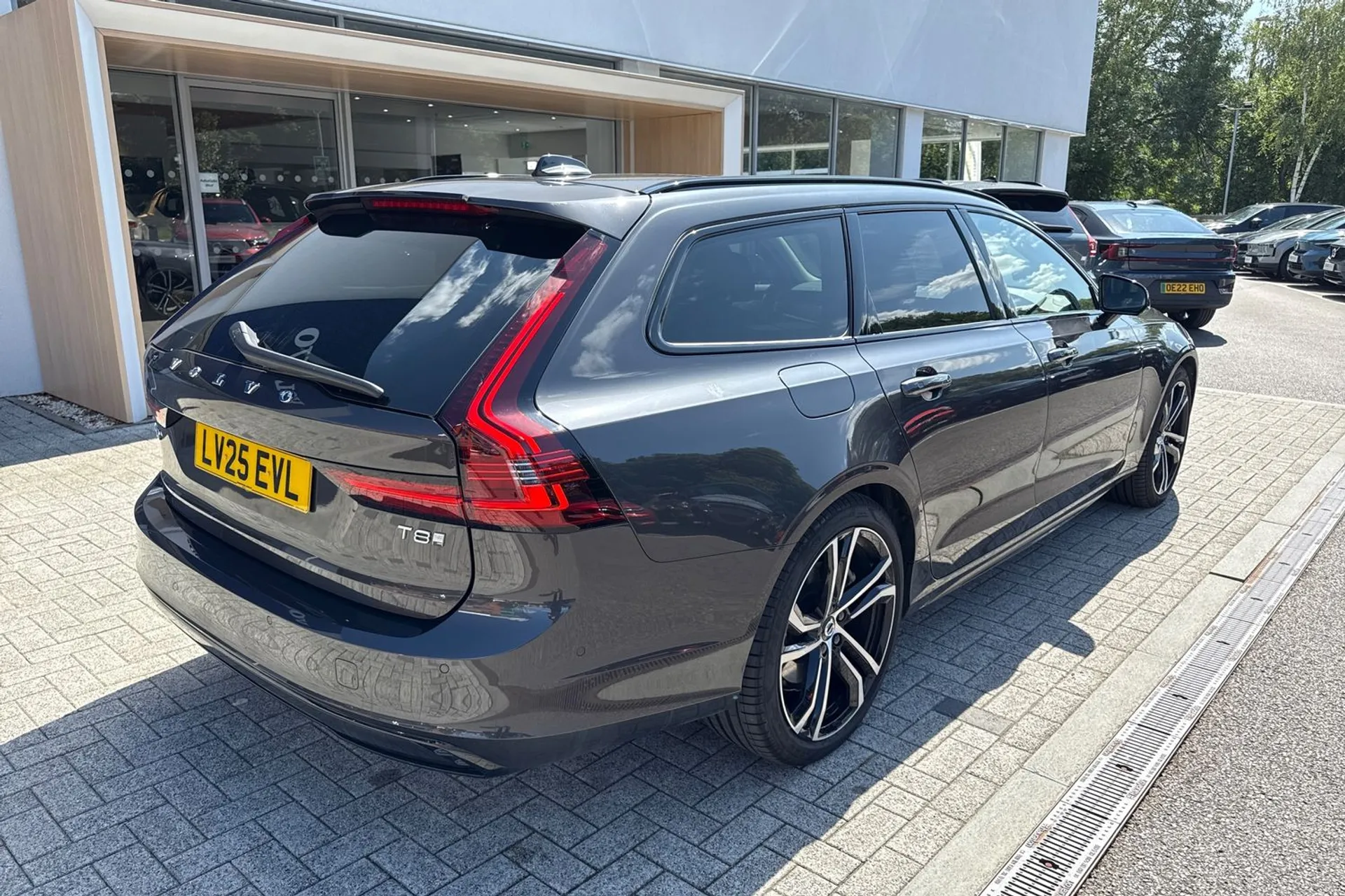 Volvo V90 thumbnail image number 7