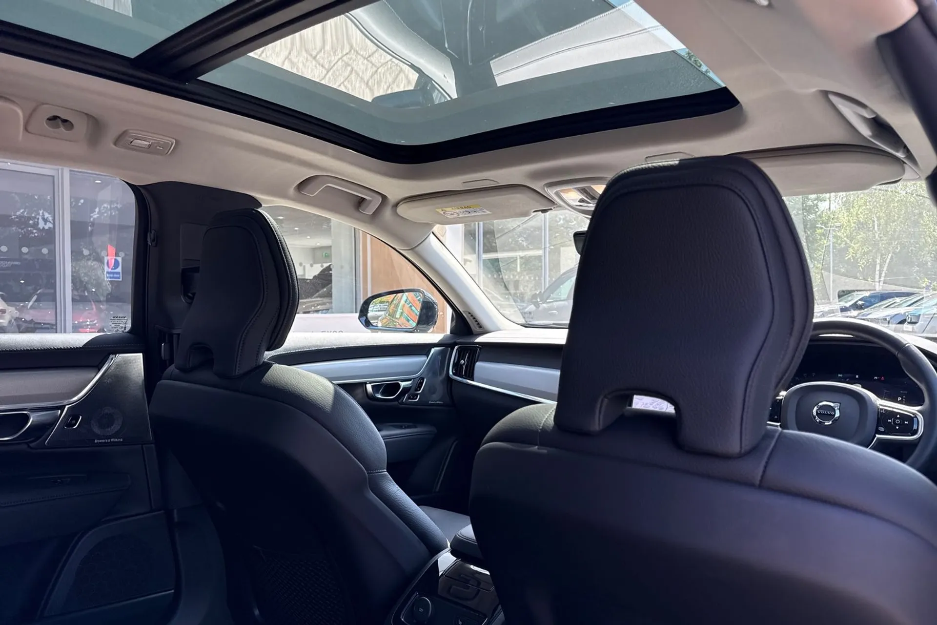 Volvo V90 thumbnail image number 23