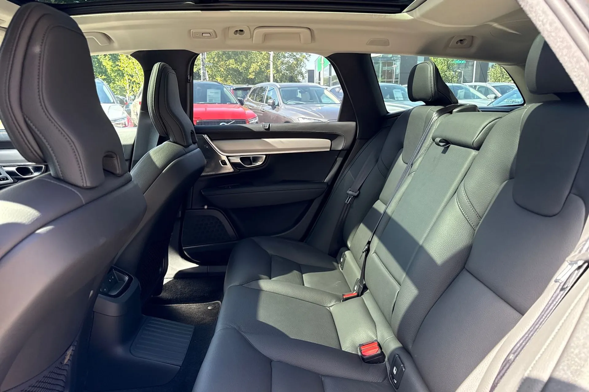 Volvo V90 thumbnail image number 29