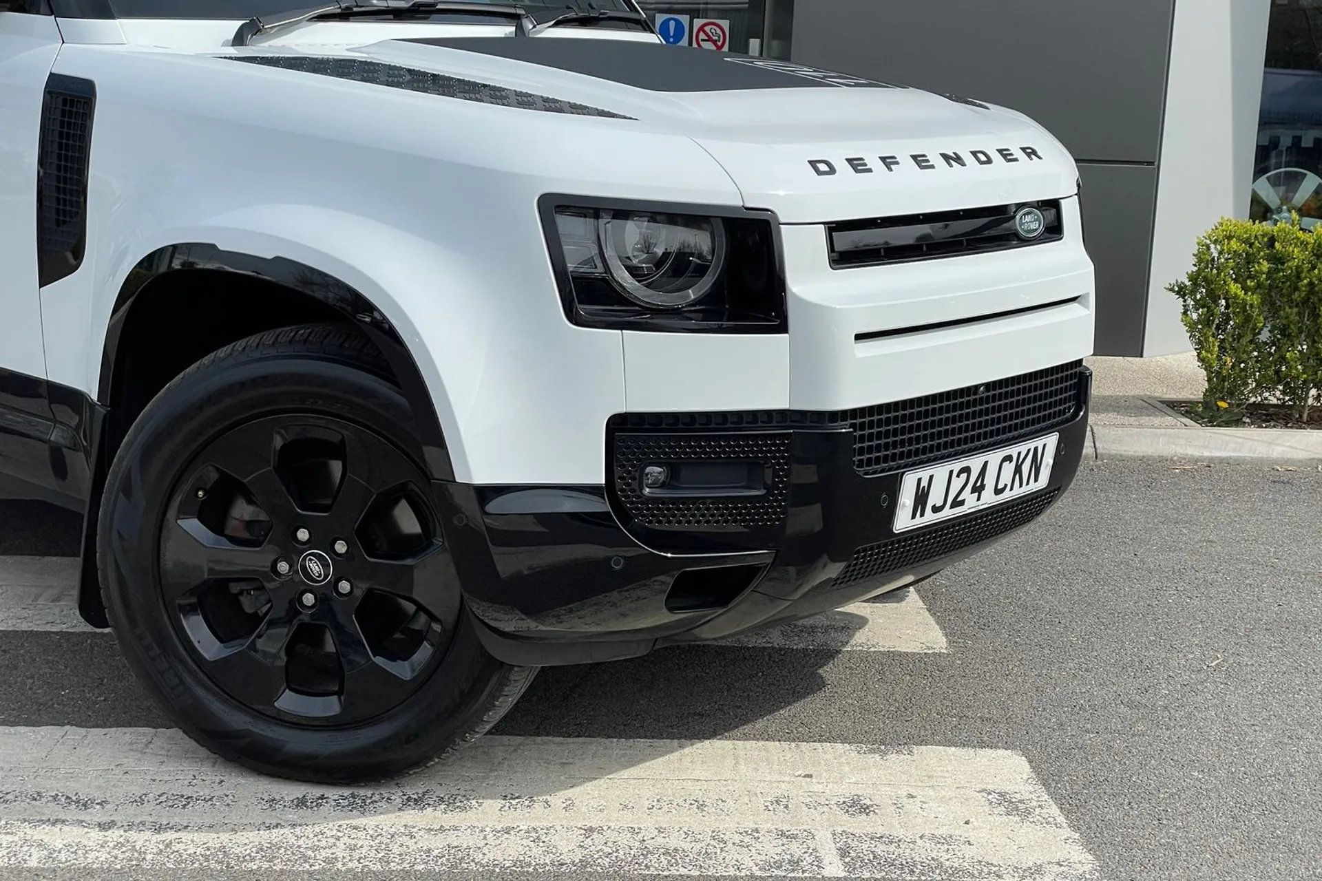 LAND ROVER DEFENDER thumbnail image number 30