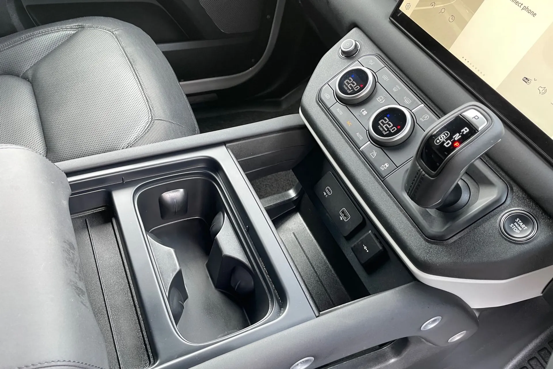 LAND ROVER DEFENDER thumbnail image number 19