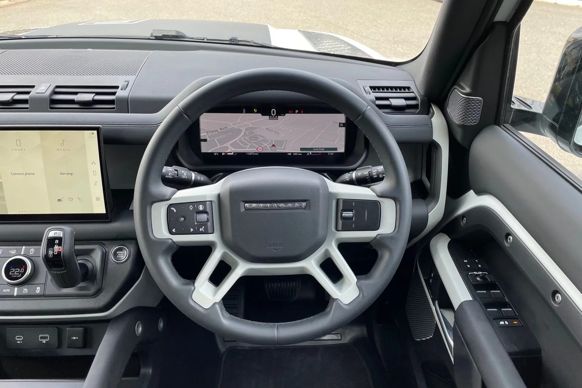 LAND ROVER DEFENDER thumbnail image number 12