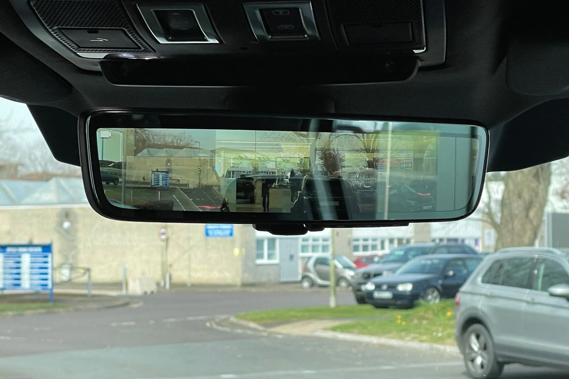 LAND ROVER DEFENDER thumbnail image number 34
