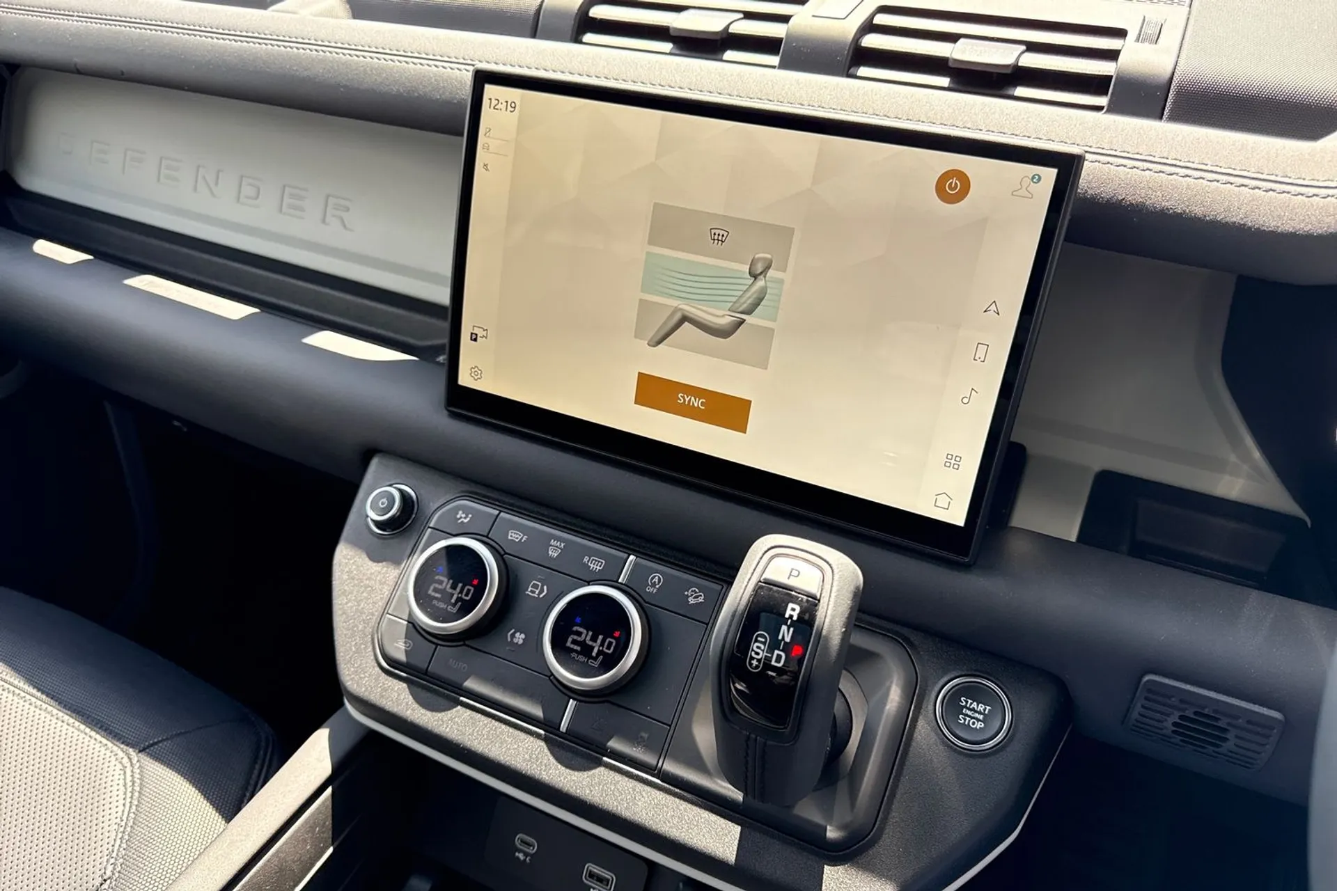 LAND ROVER DEFENDER thumbnail image number 61