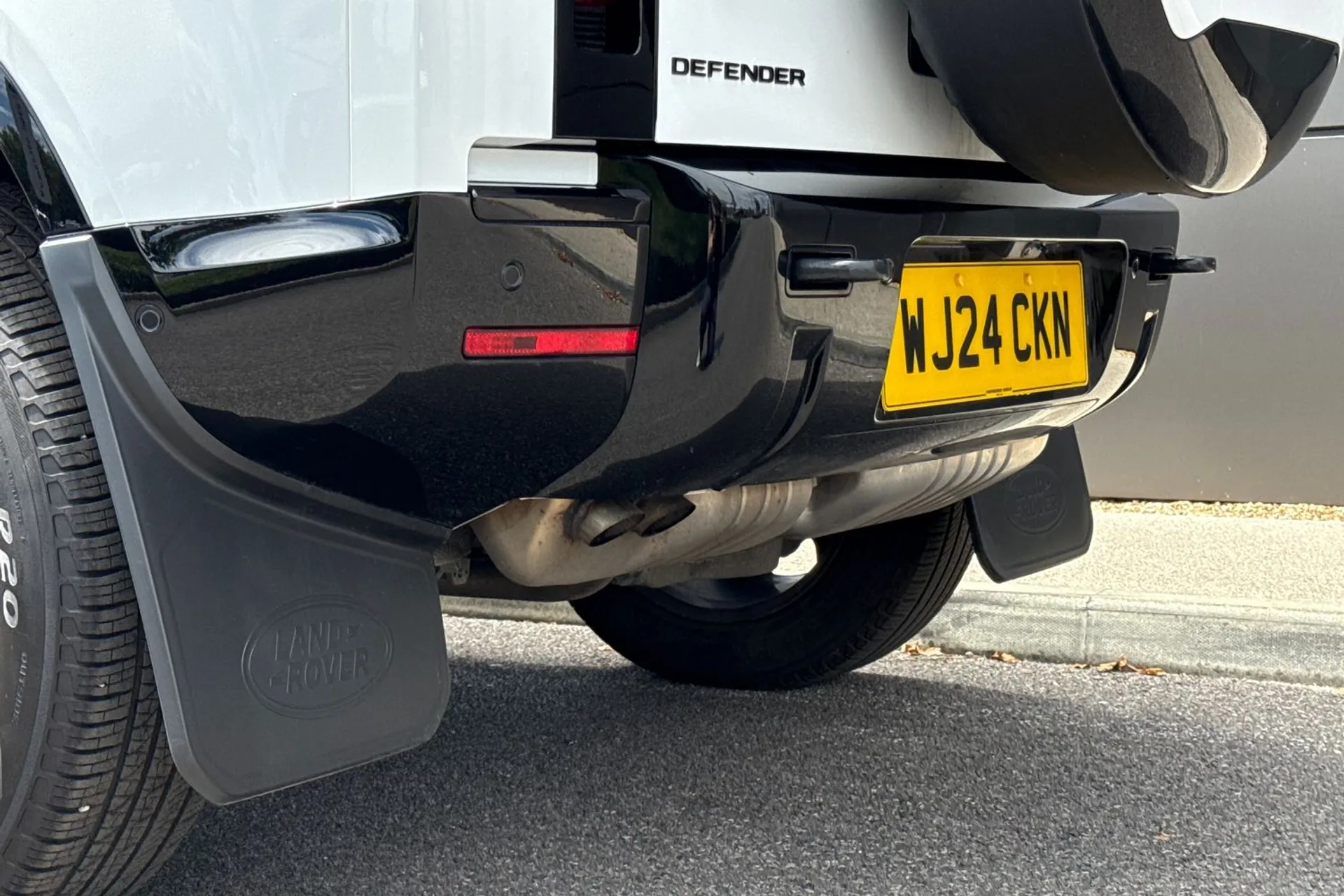 LAND ROVER DEFENDER thumbnail image number 27