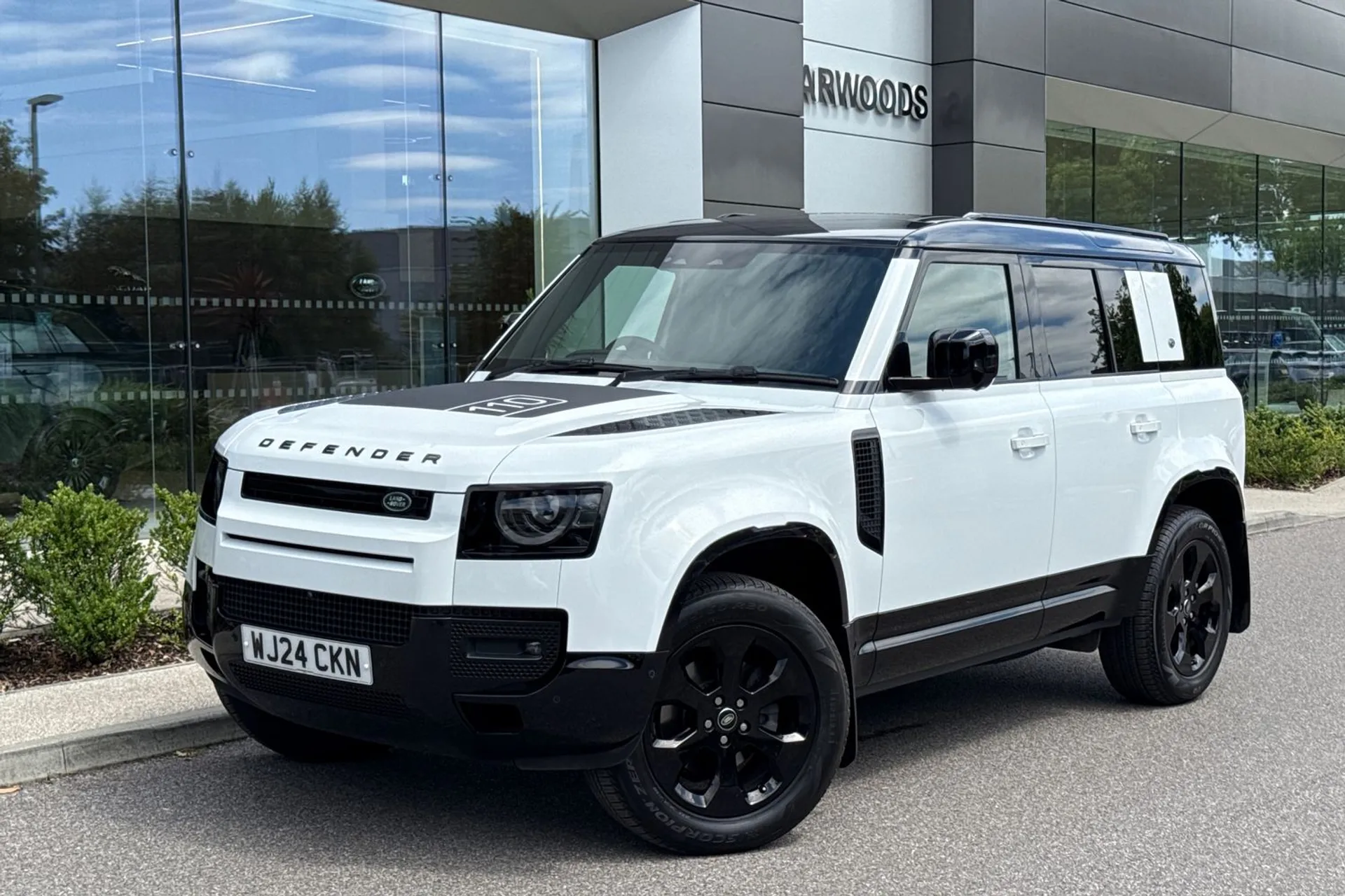 LAND ROVER DEFENDER thumbnail image number 20