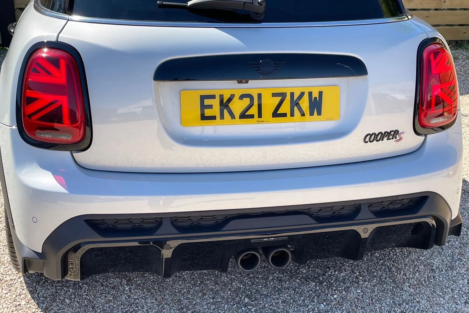 MINI HATCHBACK thumbnail image number 18