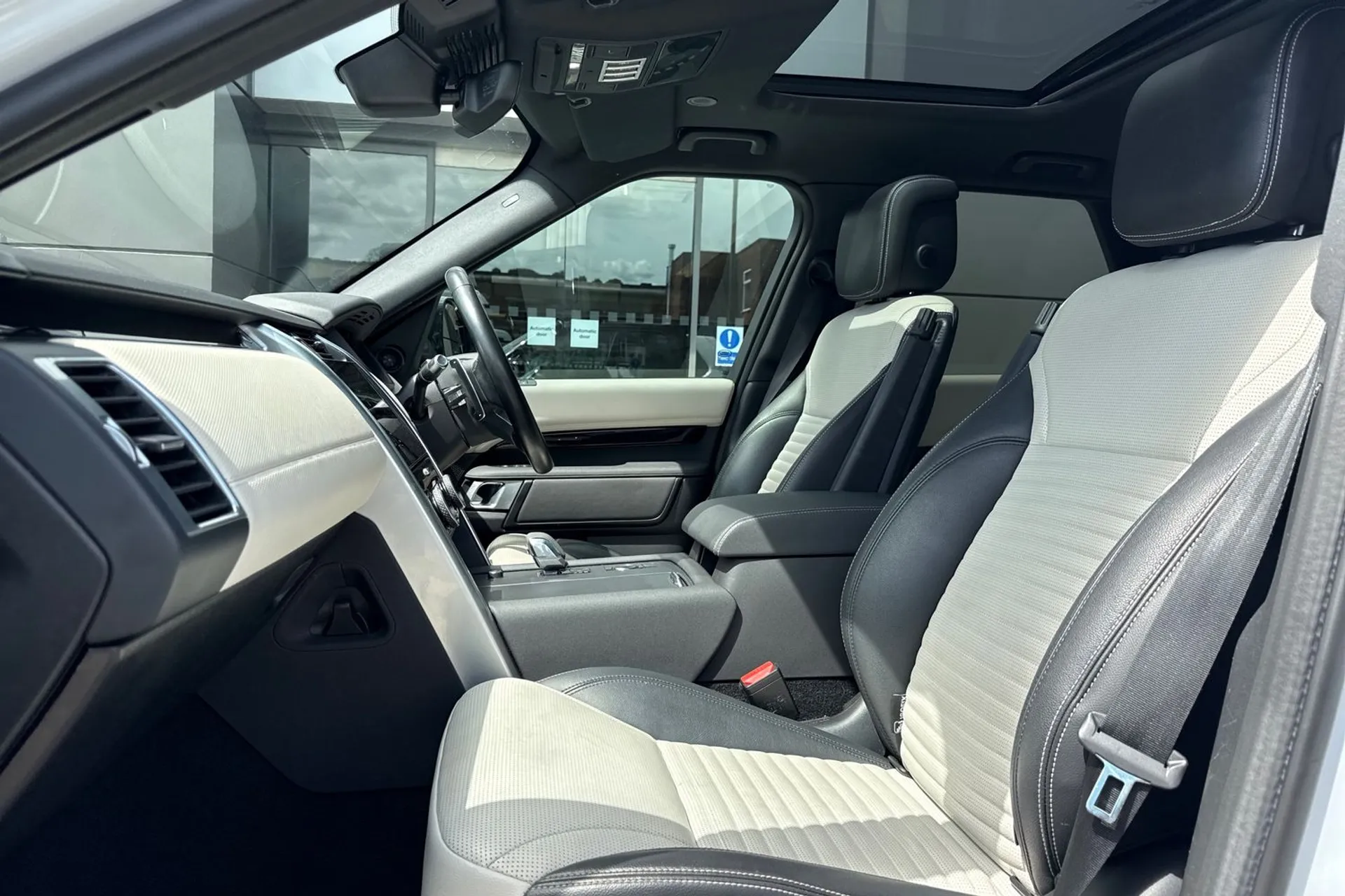 LAND ROVER DISCOVERY thumbnail image number 41