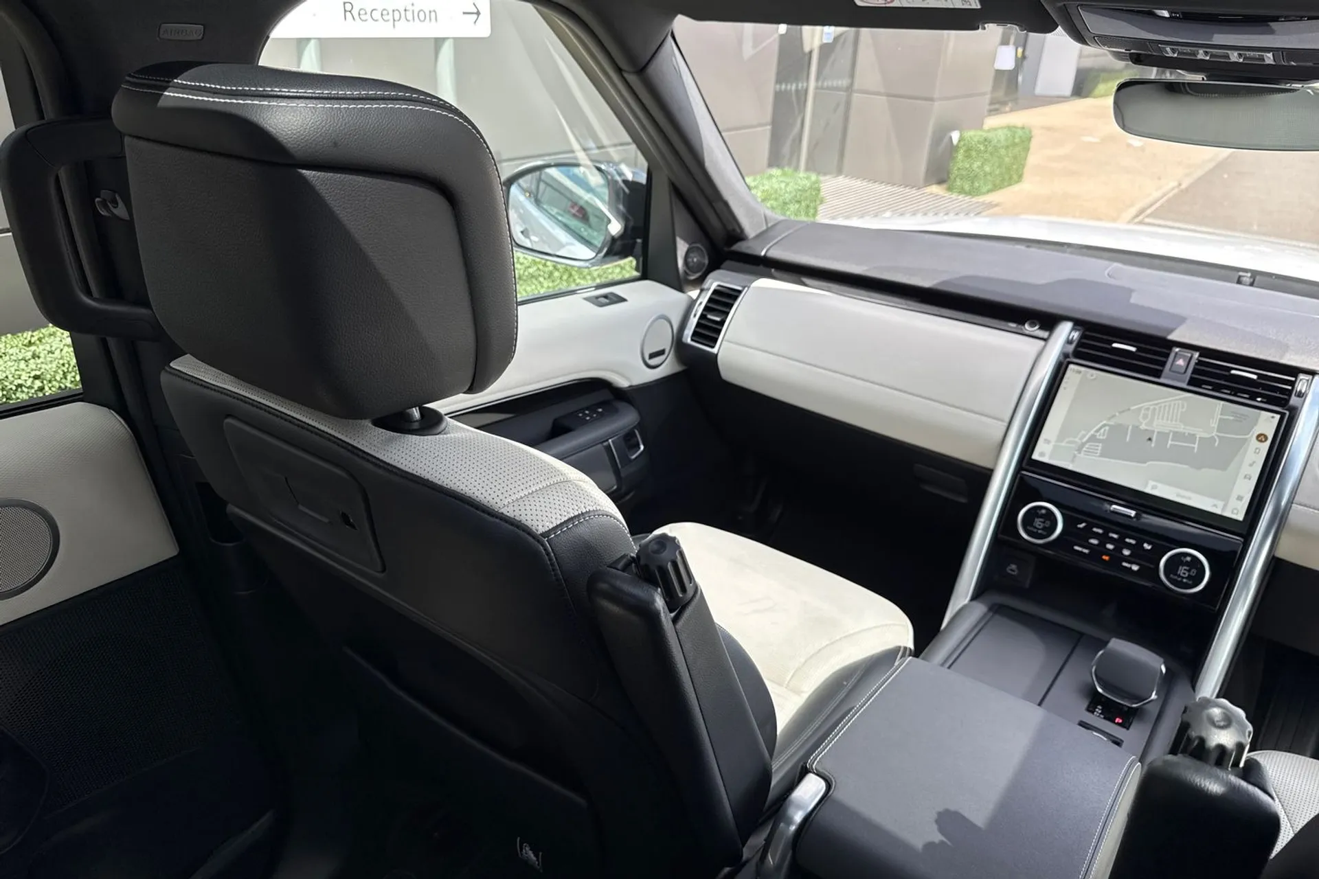 LAND ROVER DISCOVERY thumbnail image number 44