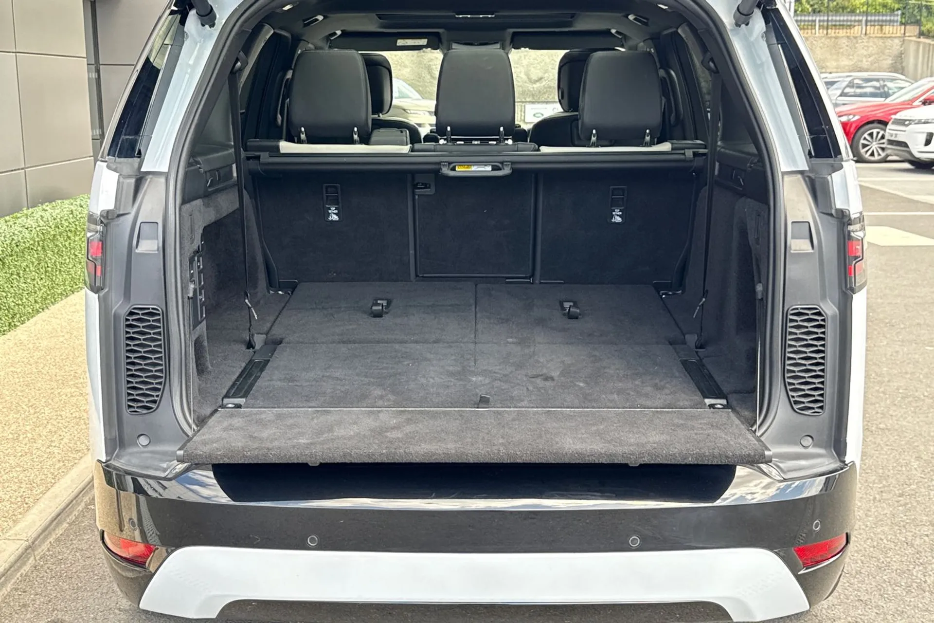 LAND ROVER DISCOVERY thumbnail image number 35
