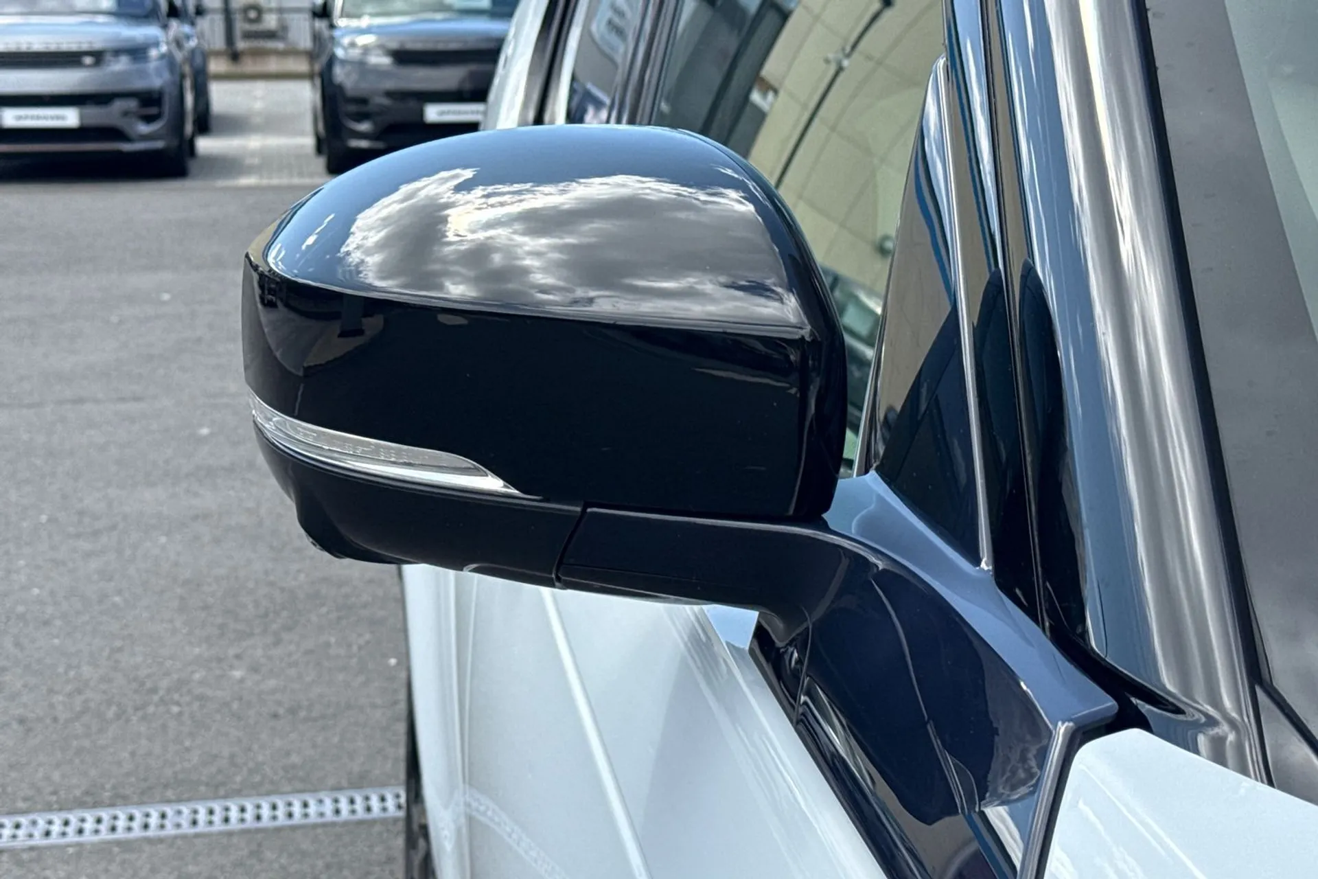 LAND ROVER DISCOVERY thumbnail image number 25