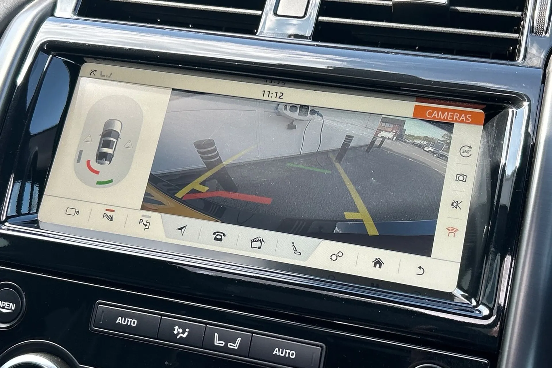 LAND ROVER DISCOVERY thumbnail image number 6