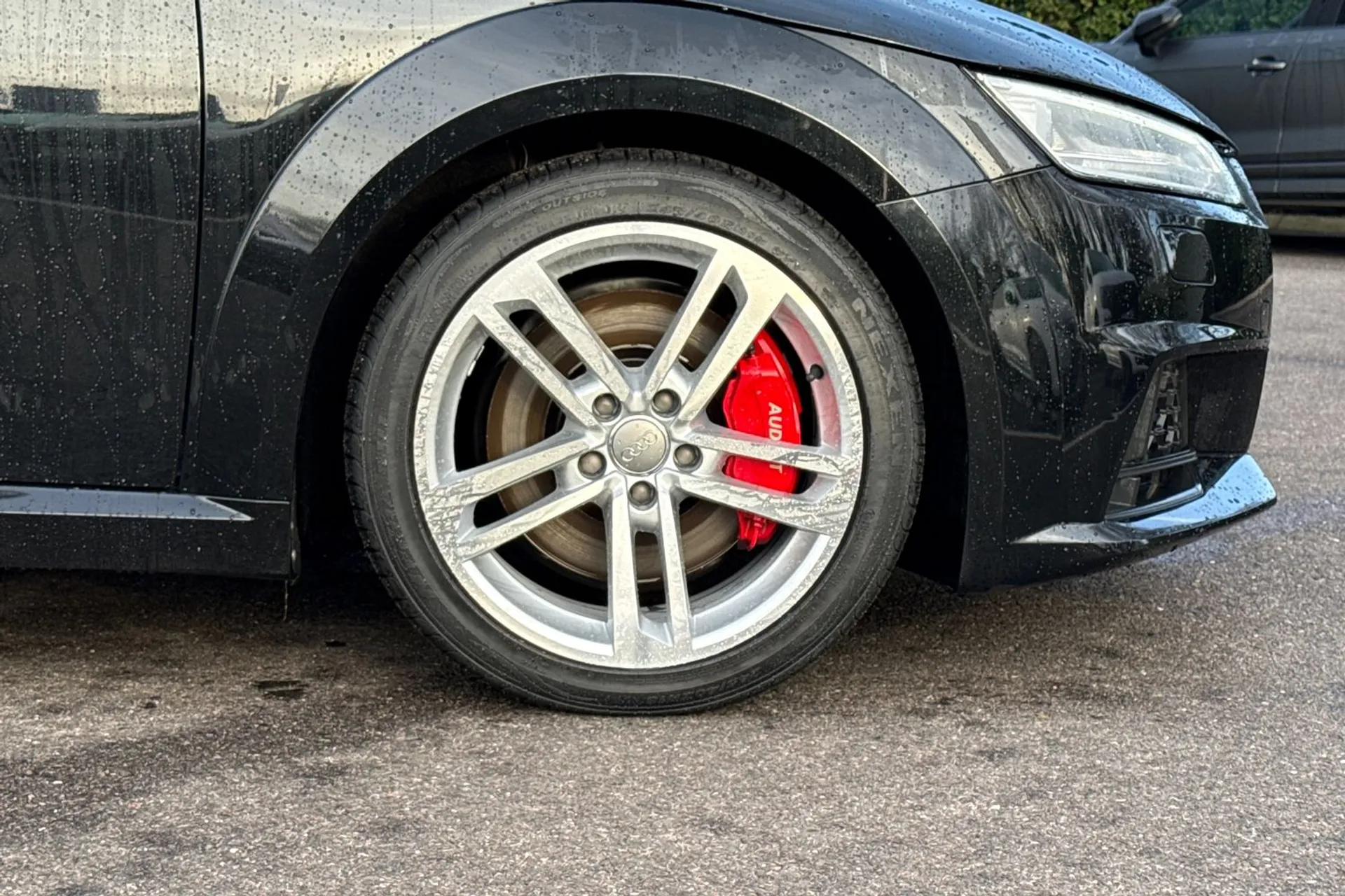 Audi TT thumbnail image number 22